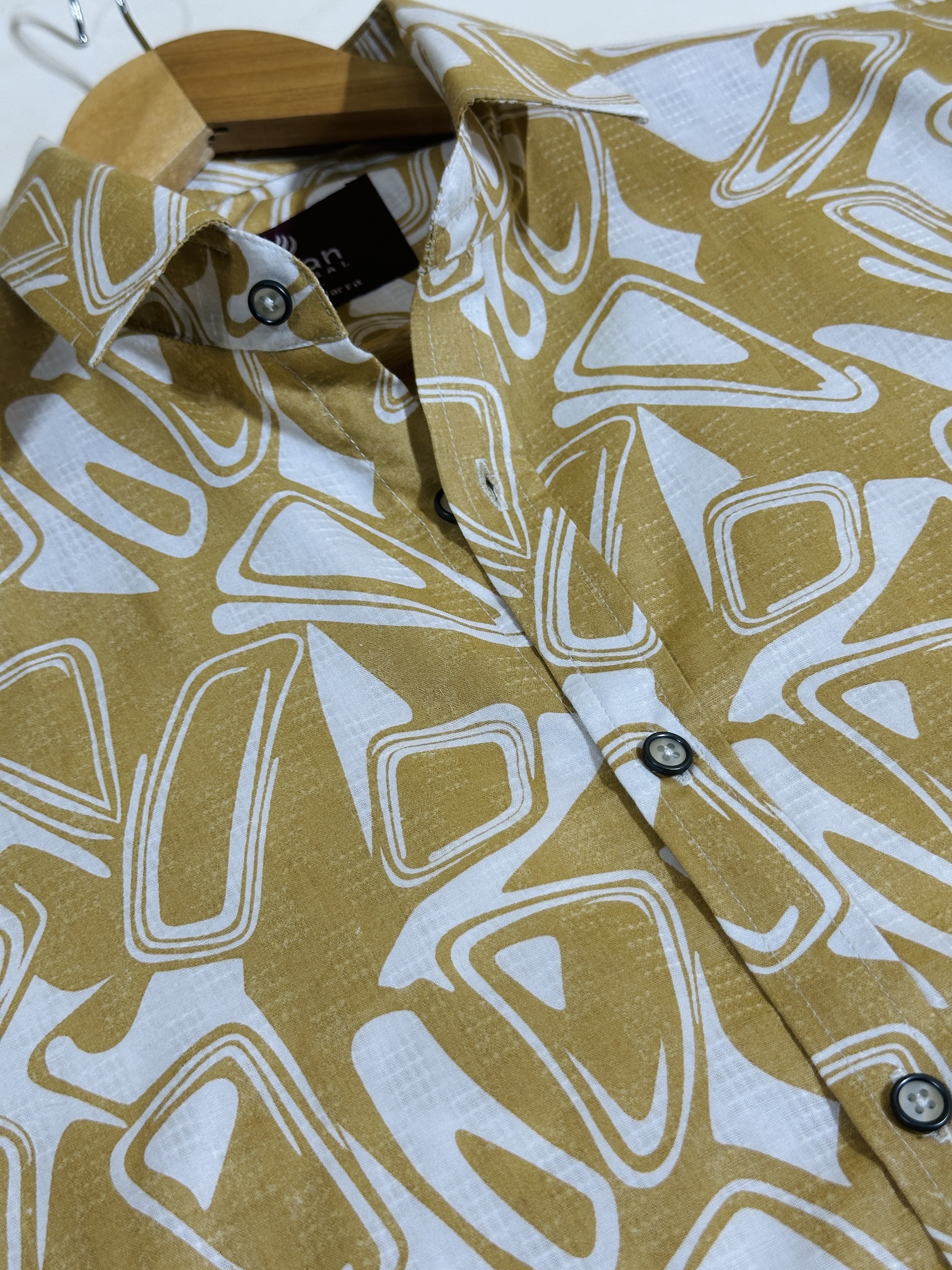 Mustard Geometric Printed Casual Shirt_img_1