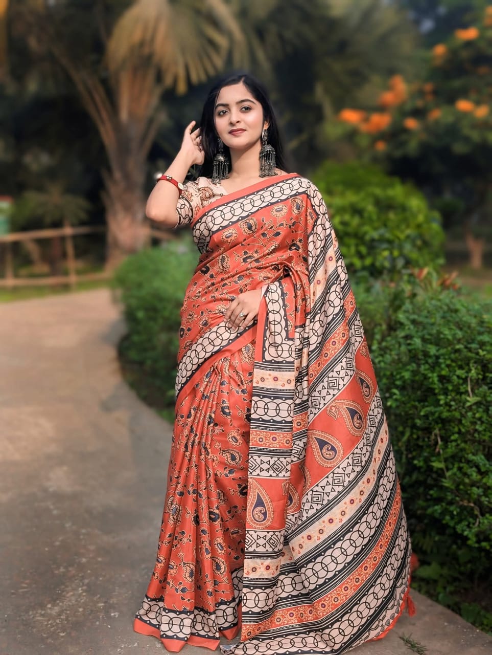 Exclusive Puja Special Sharee - Image 3