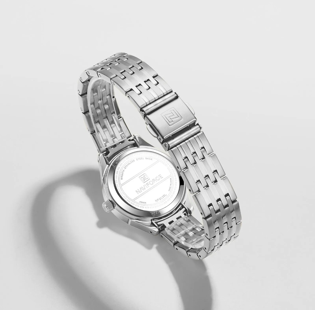 Naviforce 8039 Ladies Chain Watch- Blue Dial- Silver Bezel- Silver Chain- TF Code NF862/4CF_img_4