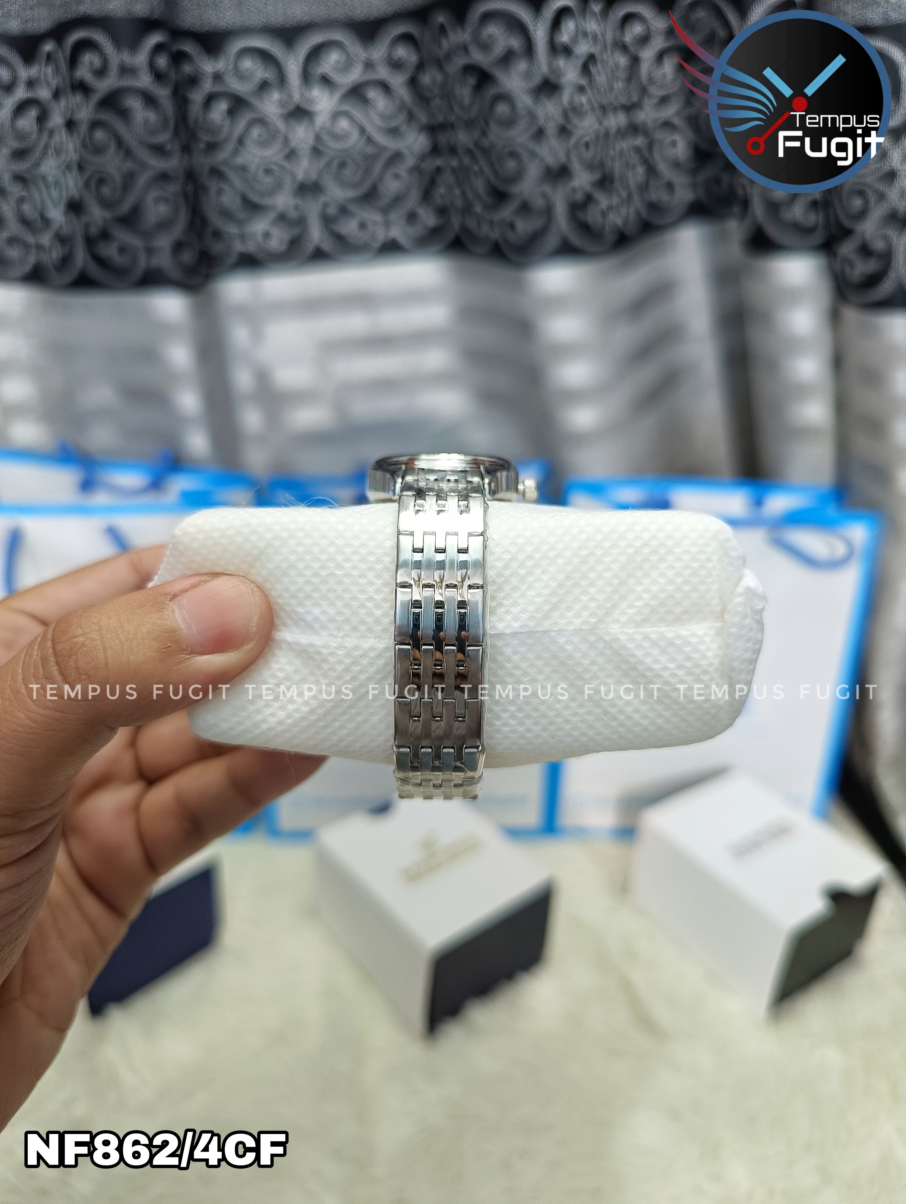 Naviforce 8039 Ladies Chain Watch- Blue Dial- Silver Bezel- Silver Chain- TF Code NF862/4CF_img_9