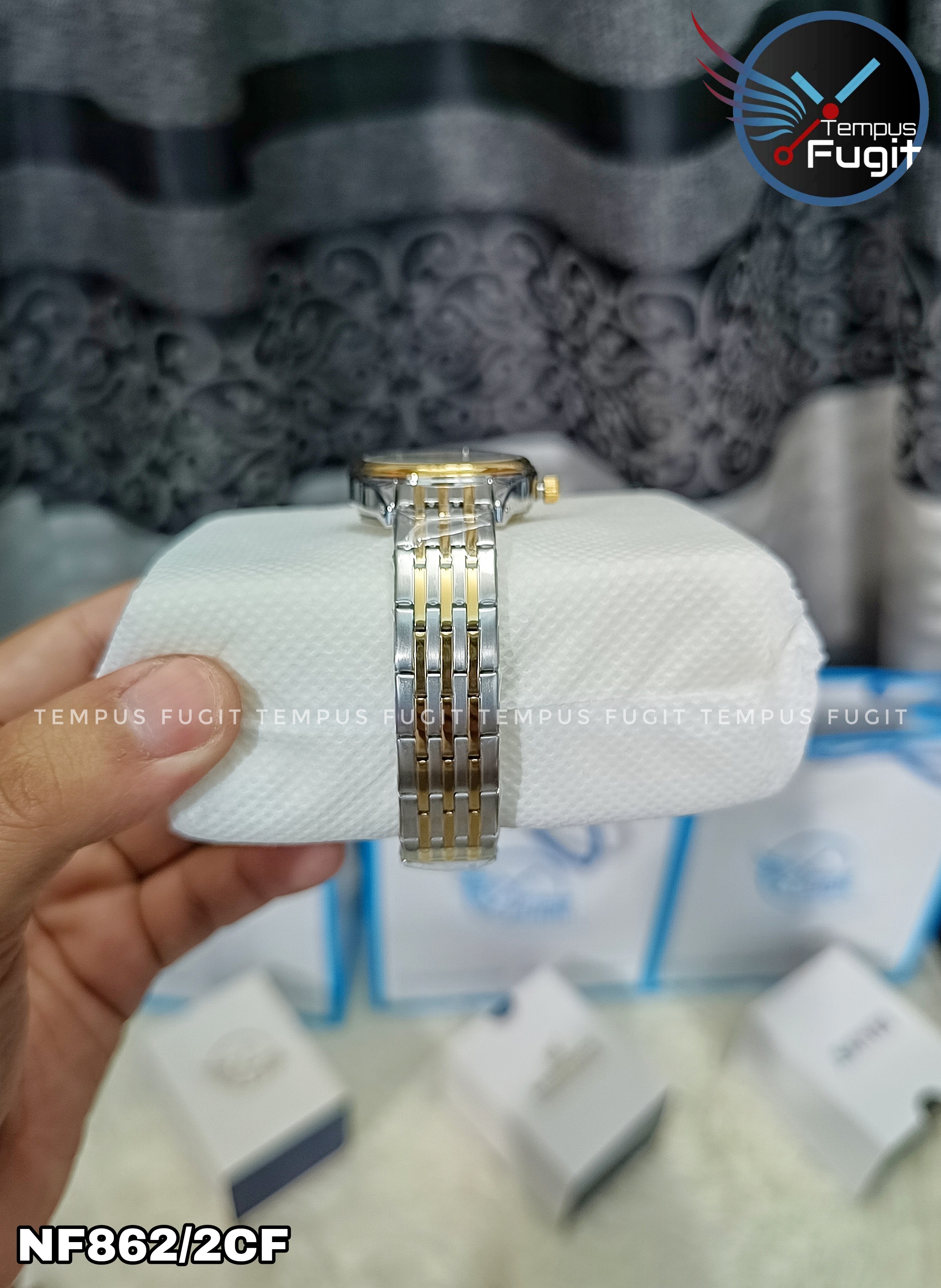 Naviforce 8039 Ladies Chain Watch- Silver Dial- Golden Bezel- Silver+Golden Chain- TF Code NF862/2CF_img_8