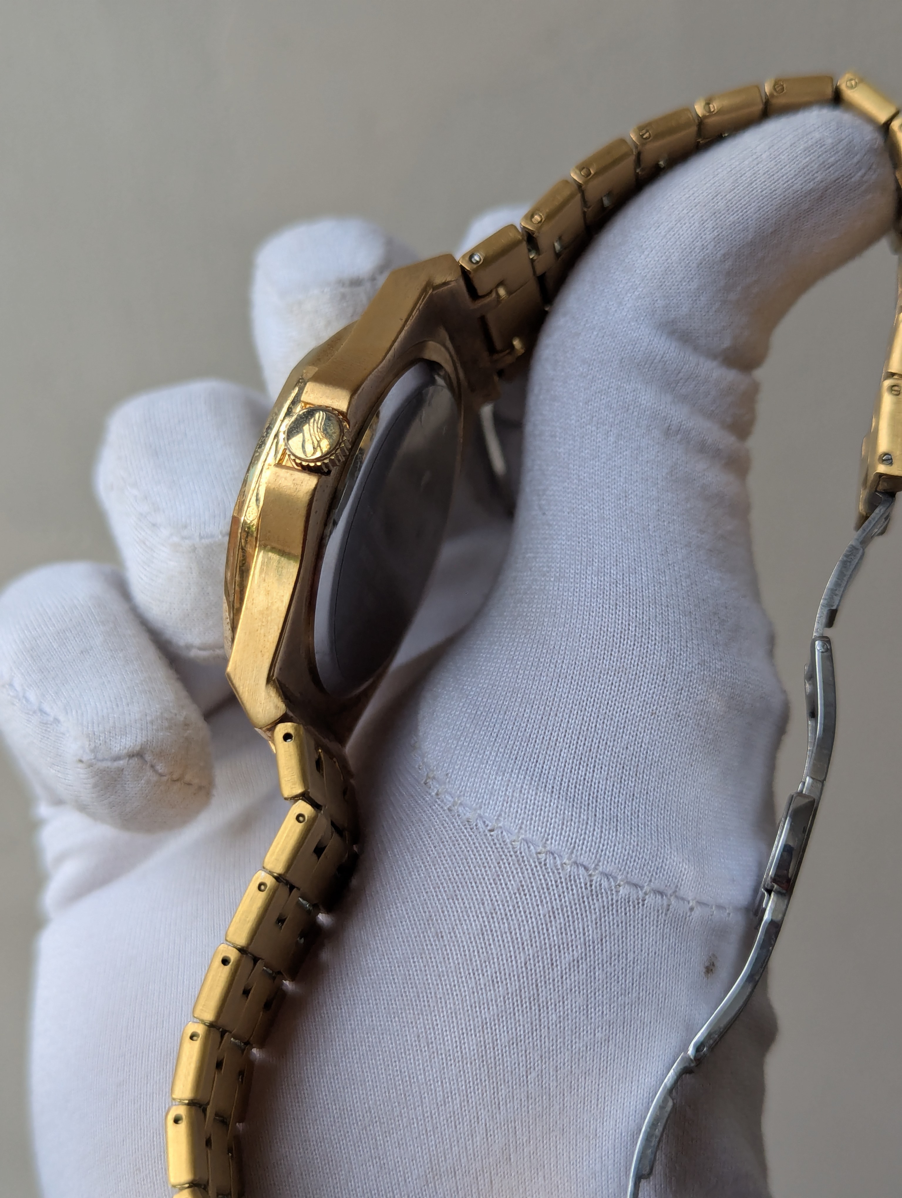 AP Quartz Golden White Face_img_1