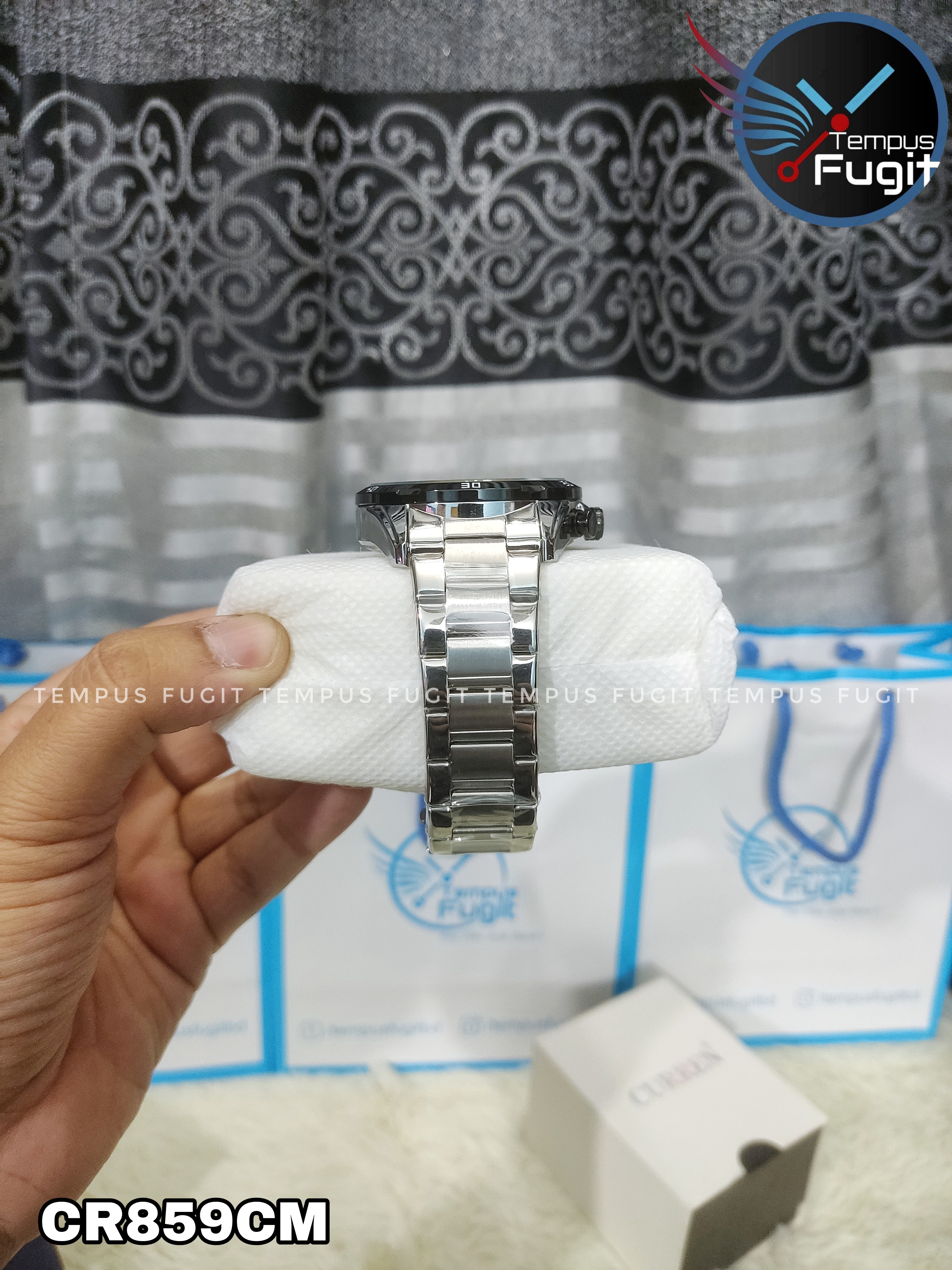 Curren 8402 Gents Chain Watch- Black Dial- Black Bezel- Silver Chain- TF Code CR859CM_img_9