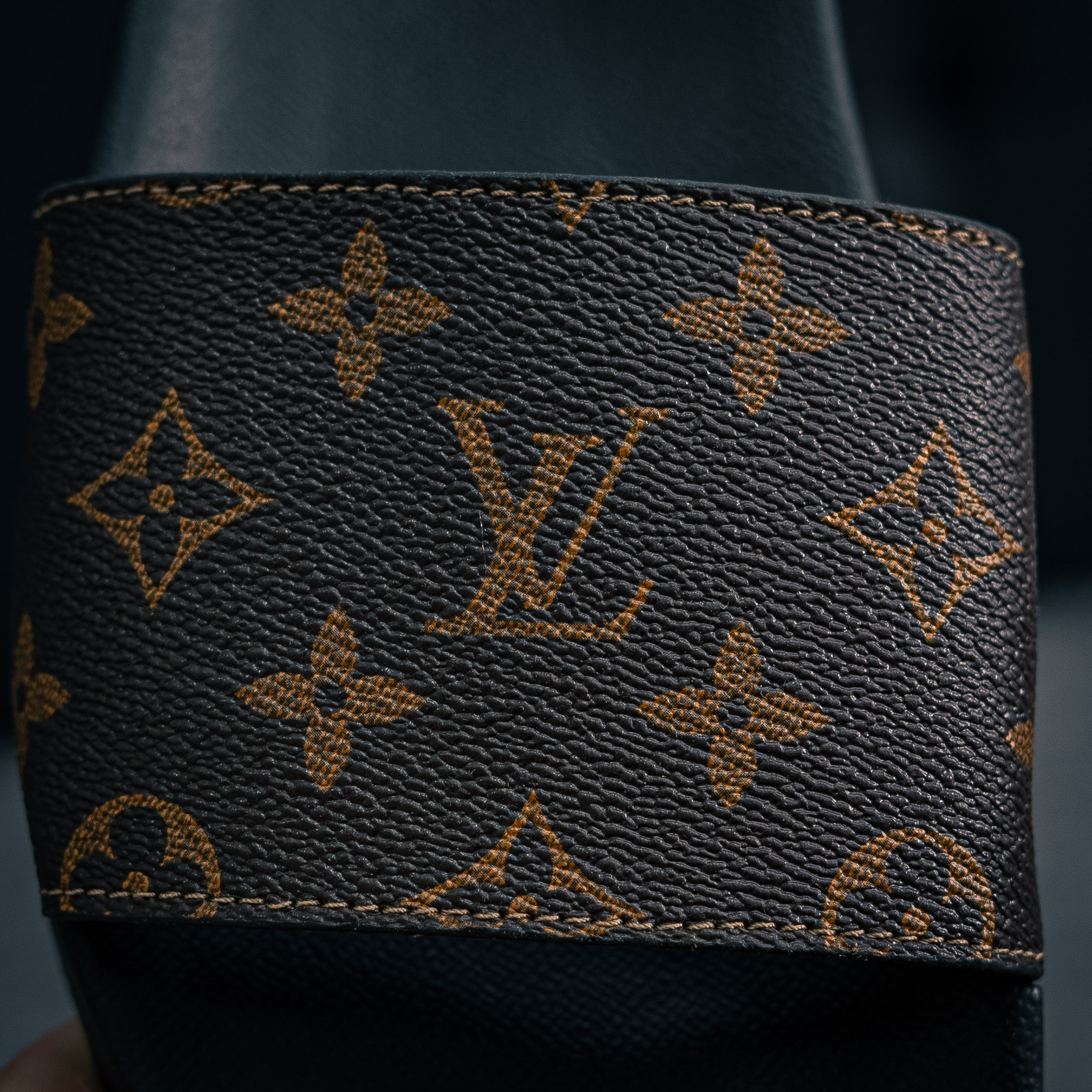 Louis Vuitton Waterfront Mules (1:1)_img_5