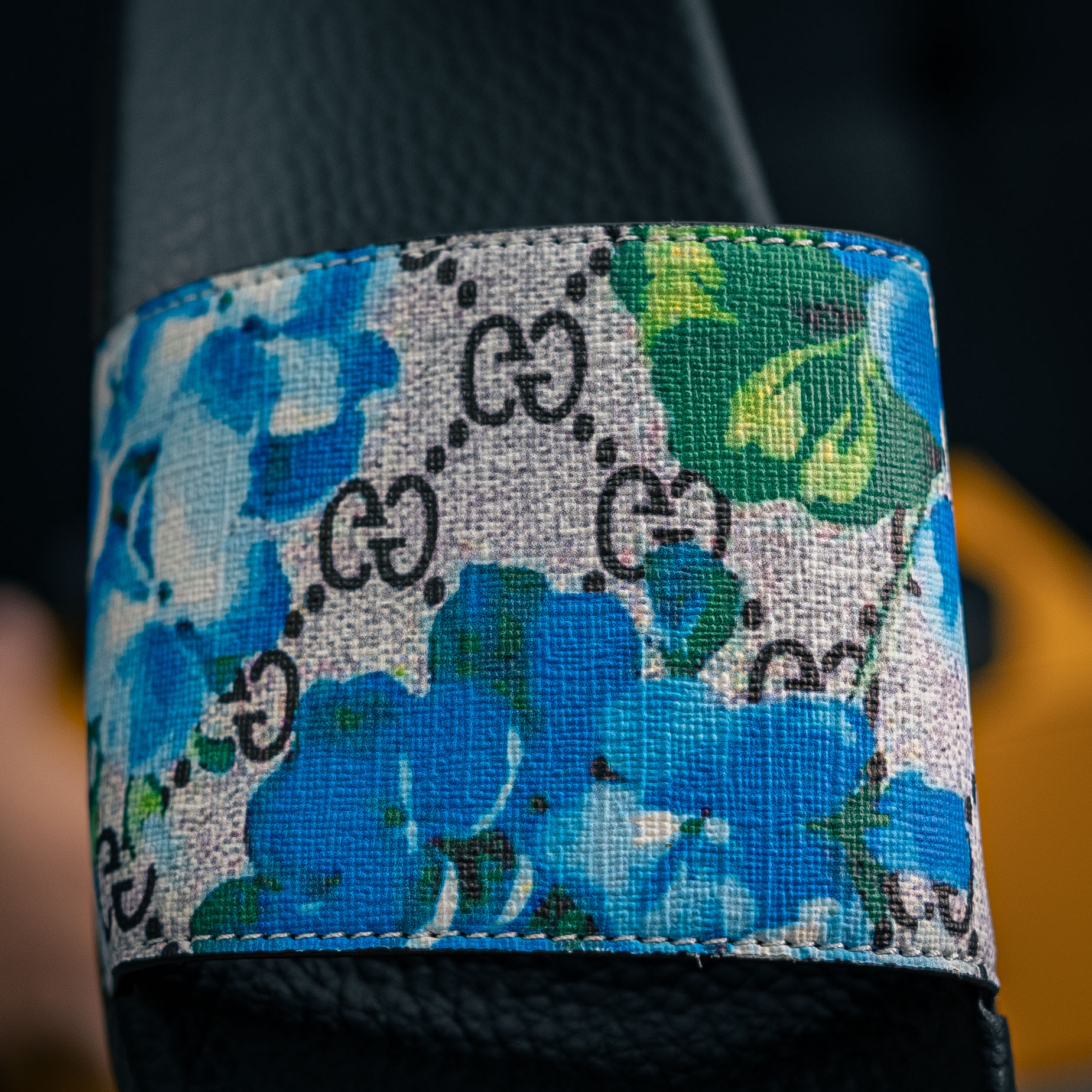 Gucci GG Supreme Bloom slides (1:1)_img_2