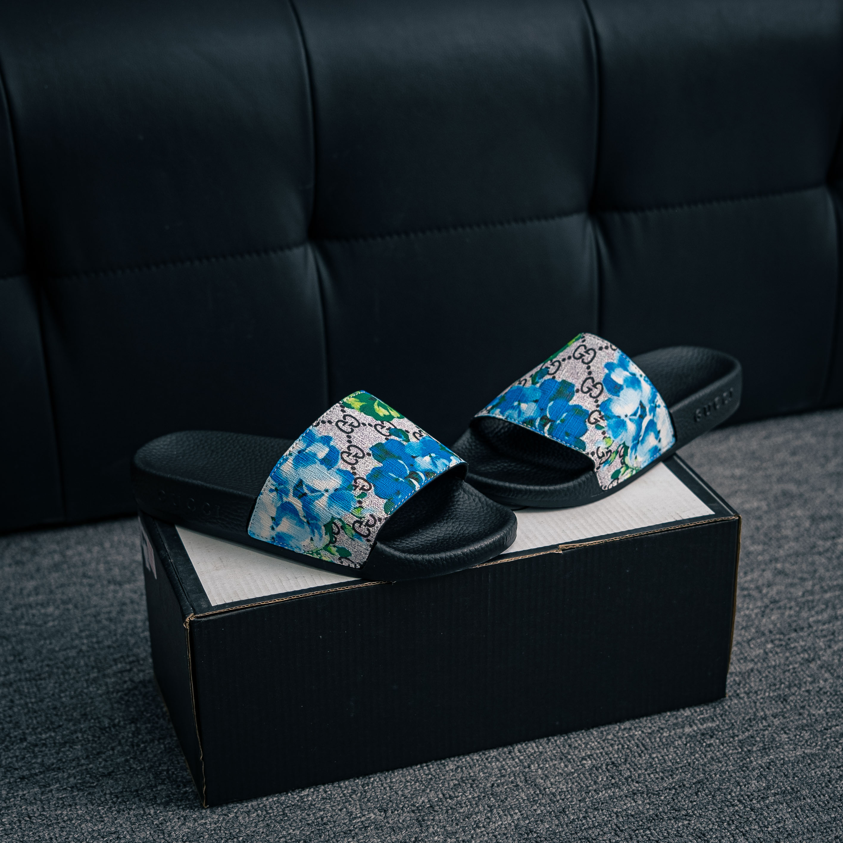 Gucci GG Supreme Bloom slides (1:1)_img_0