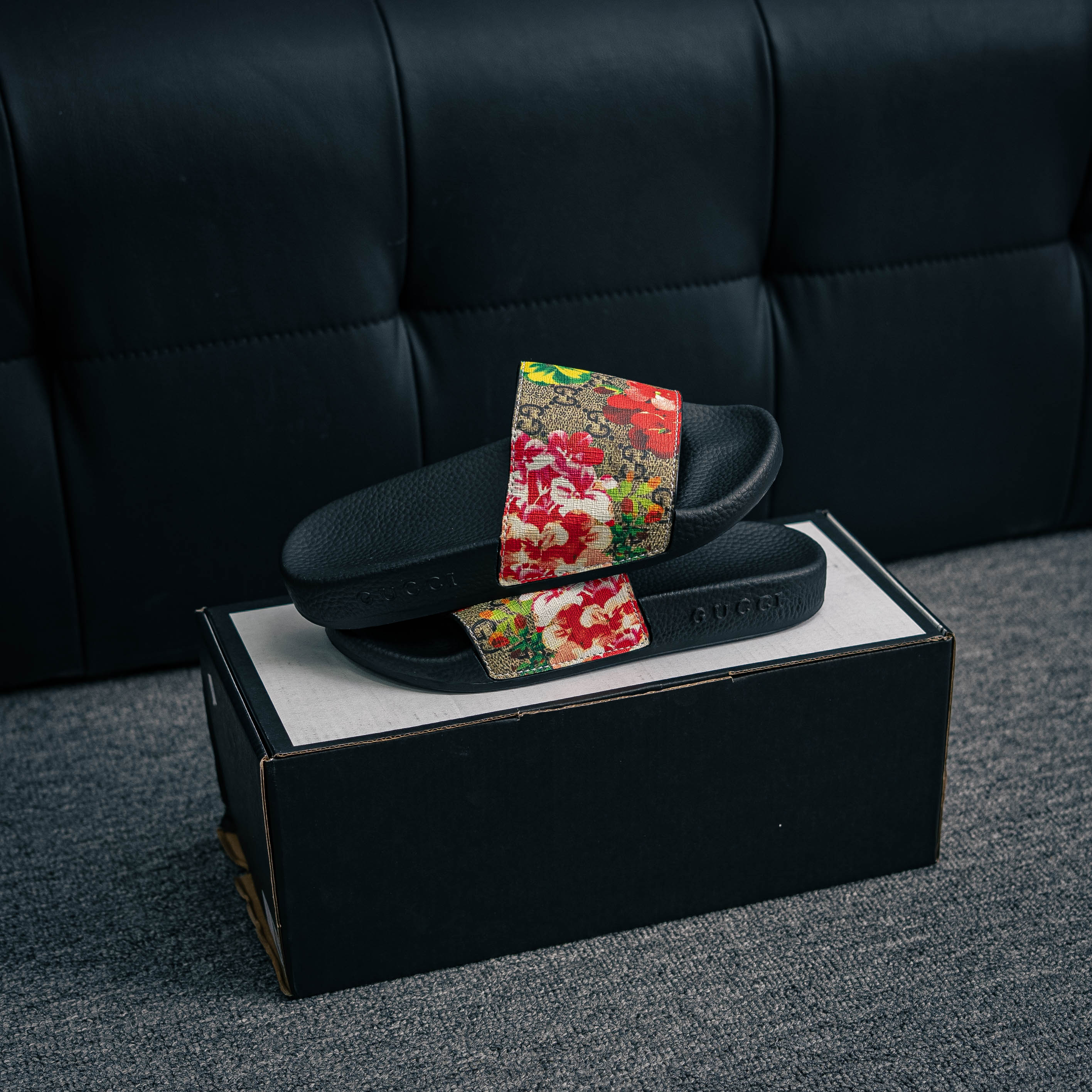 Gucci GG Supreme Bloom slides (1:1)_img_1