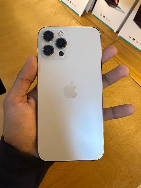 I phone 16 pro max_img_8