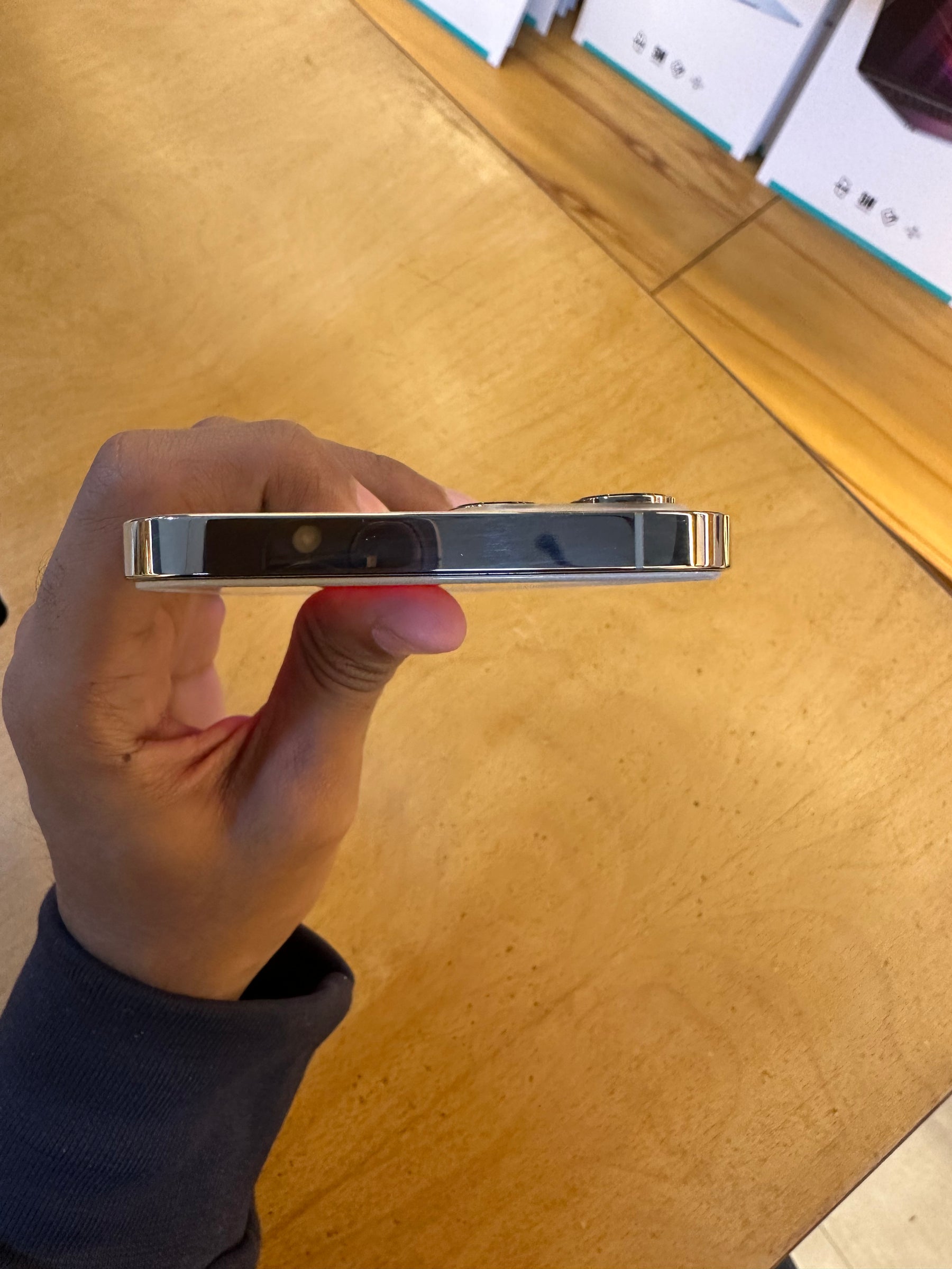 I phone 16 pro max_img_13