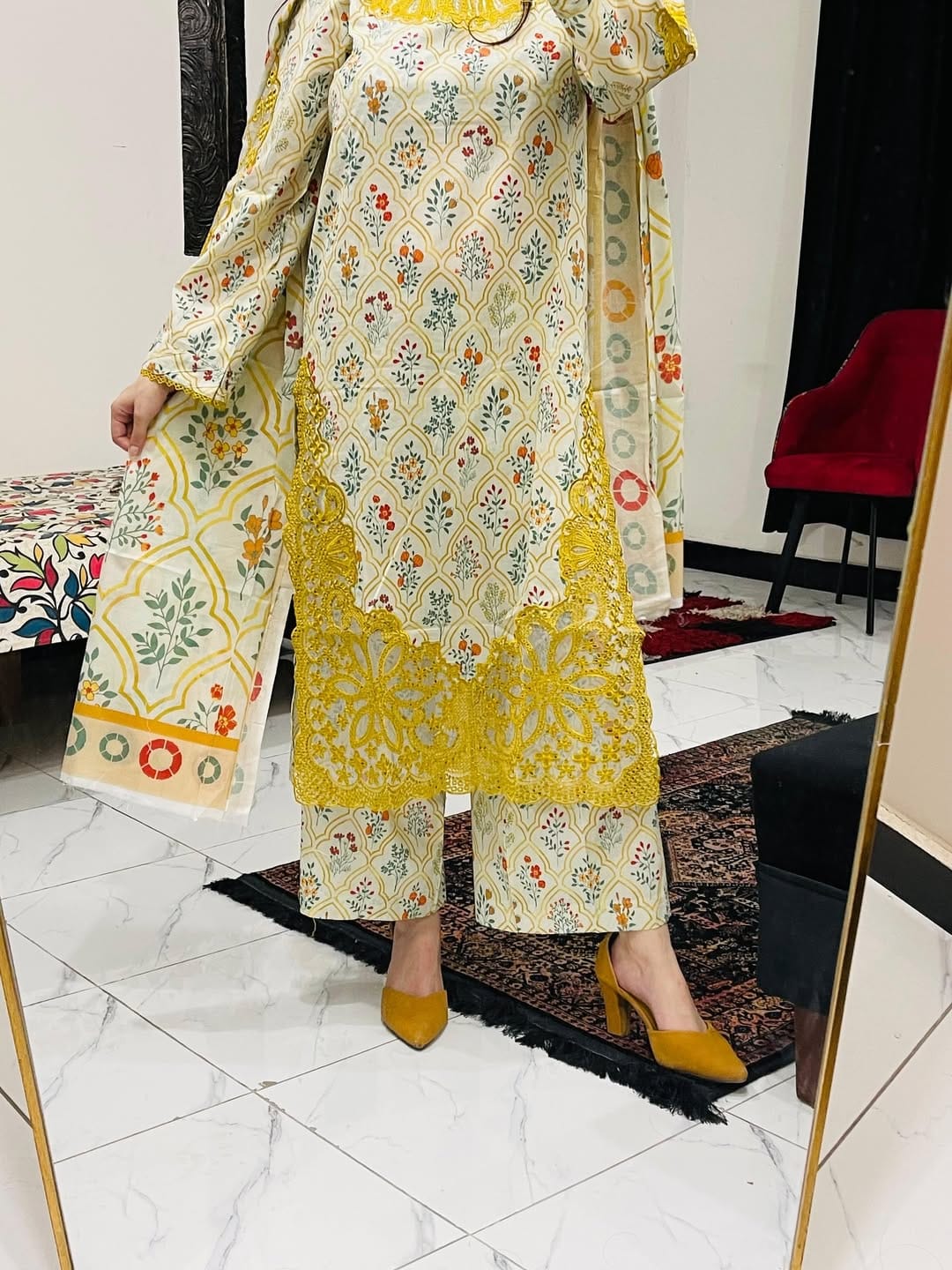 Beautiful Cutwork Embroidered Work kurta - Image 12