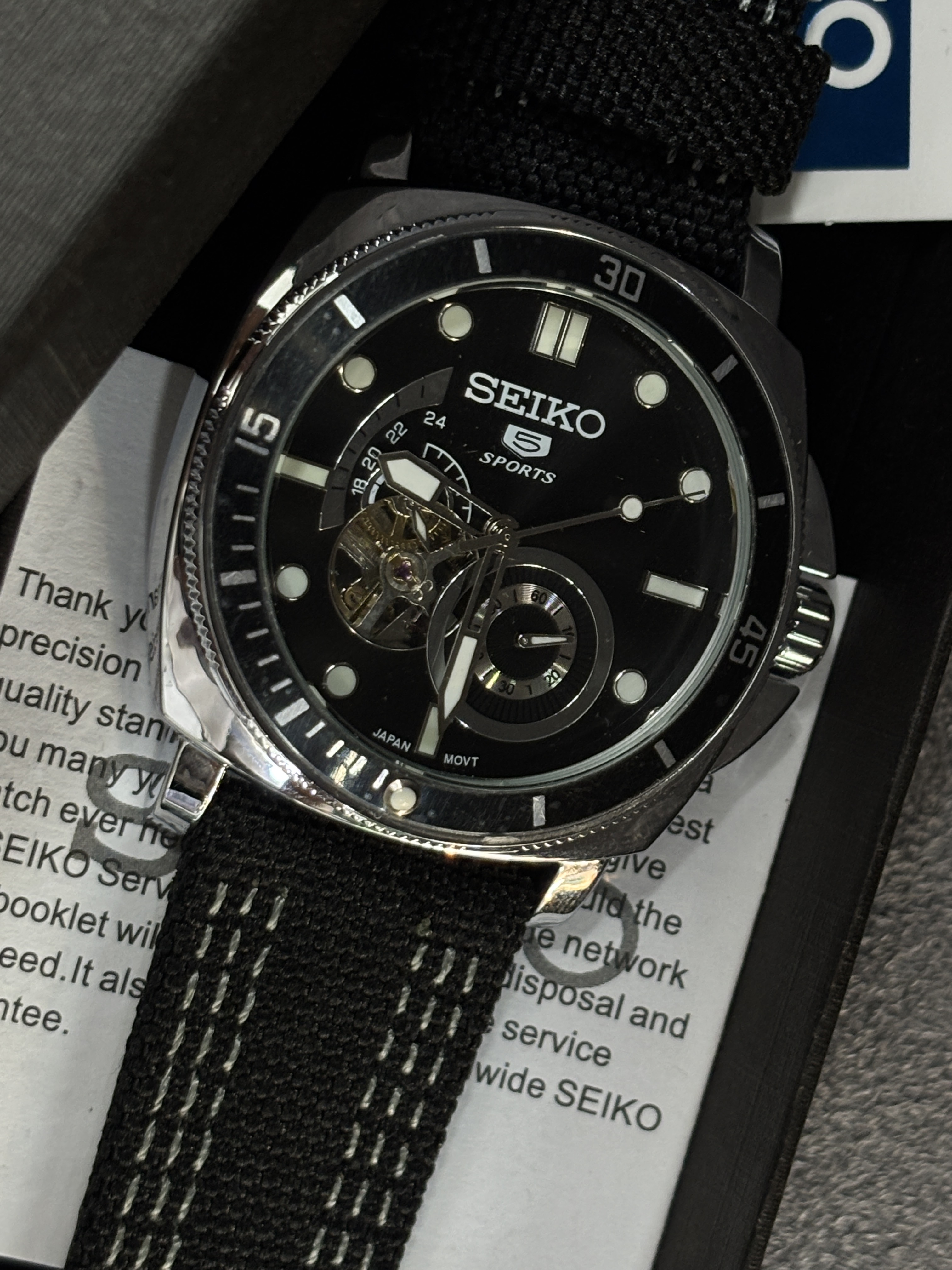 (AAA) copy Seiko 5 Sports automatic watch with a black dial and a black nylon strap_img_4