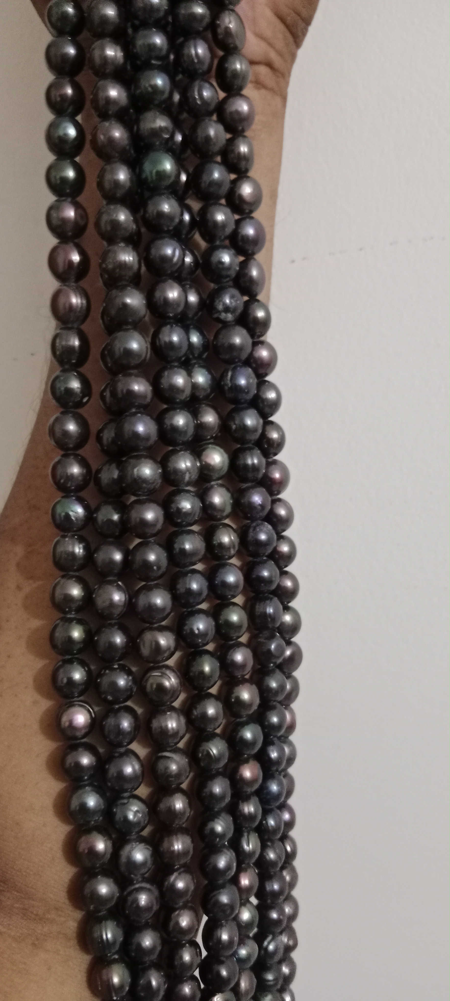 12 mm Black Pearl (A grade).একসঙ্গে ৬ লেয়ার নিতে হবে।_img_0