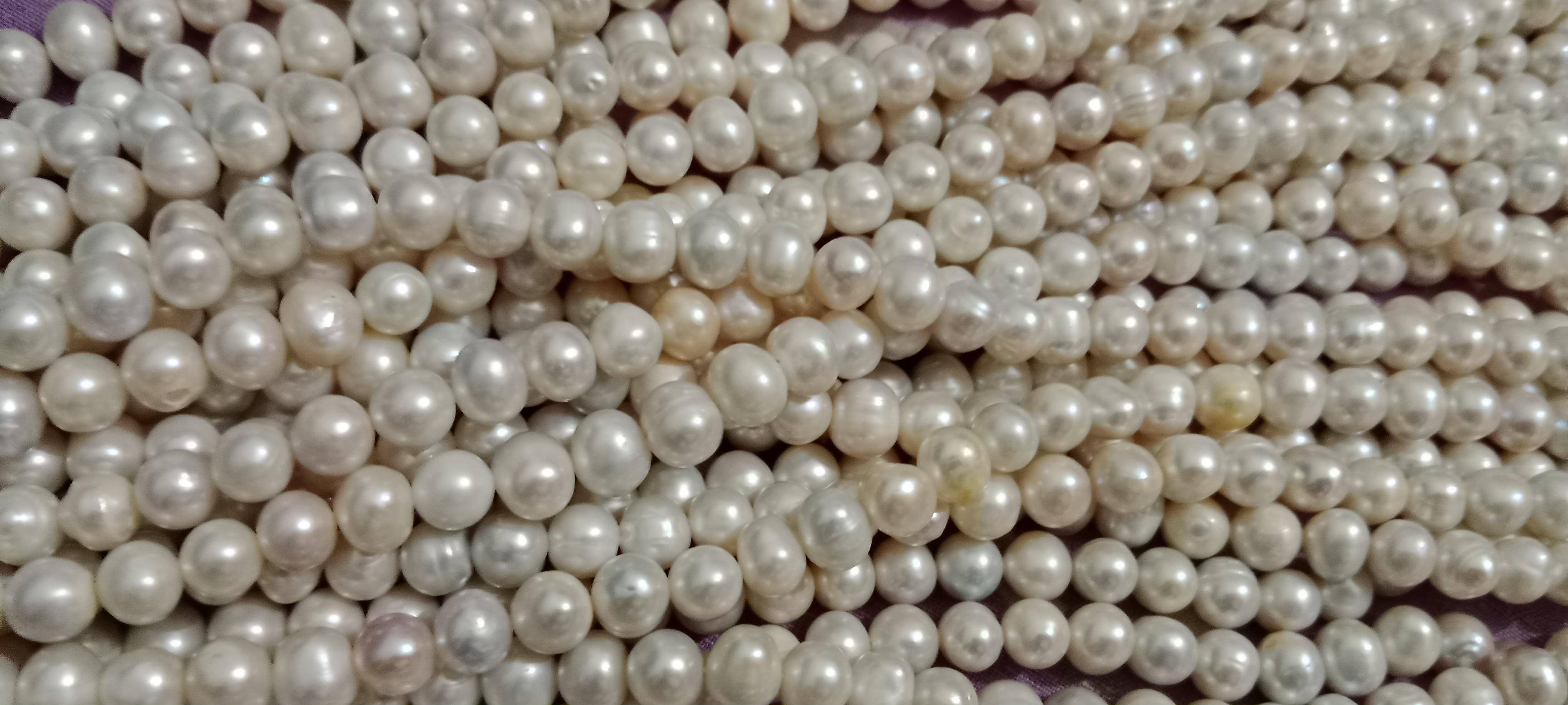 10 mm white Round pearl Layer ( A grade). একসঙ্গে ৬ লেয়ার নিতে হবে।_img_1