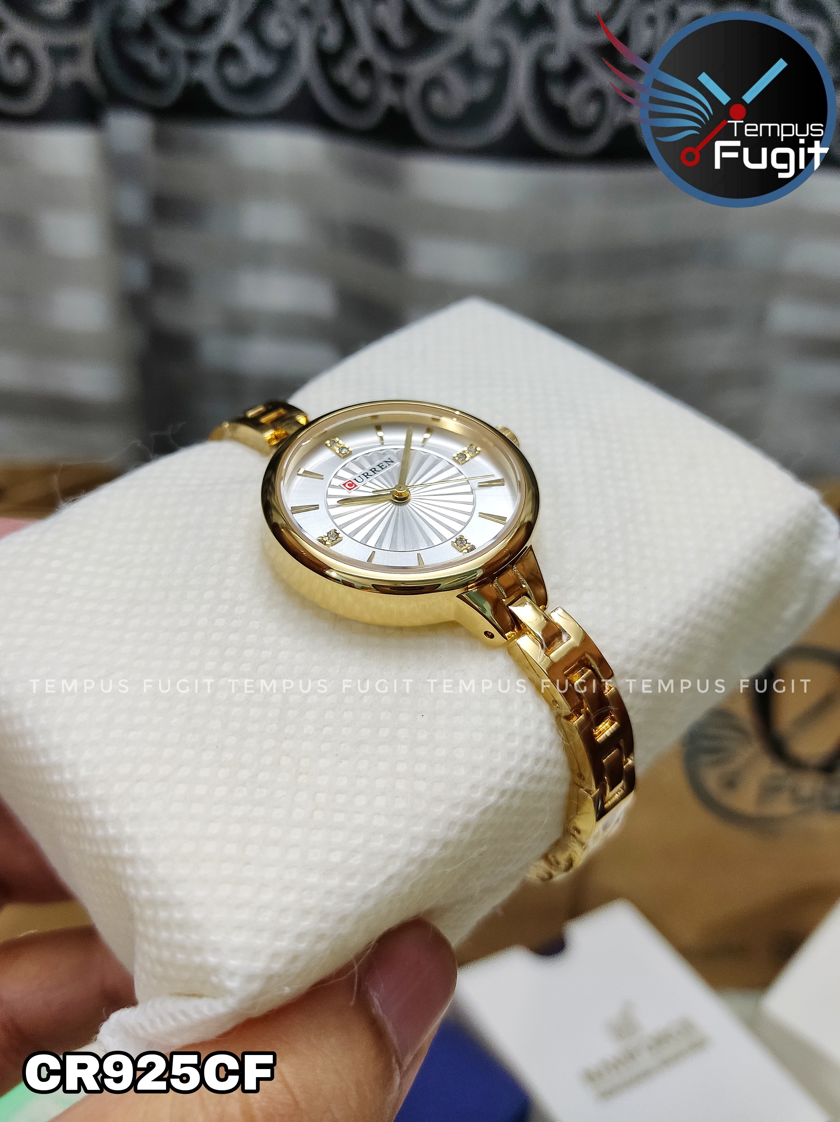 Curren 9097 Ladies Chain Watch- Silver Dial- Golden Bezel- Golden Chain- TF Code CR925CF_img_5