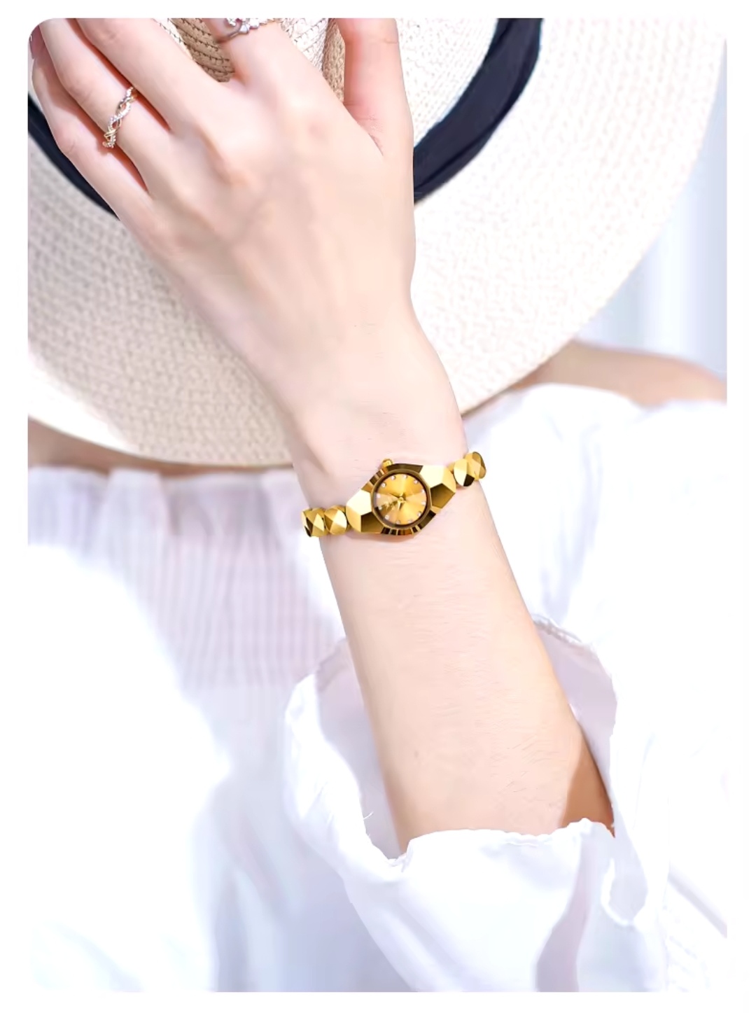 OLEVS 7007 Ladies Chain Watch- Golden Dial- Golden Bezel- Golden Chain- TF Code OL920CF_img_5