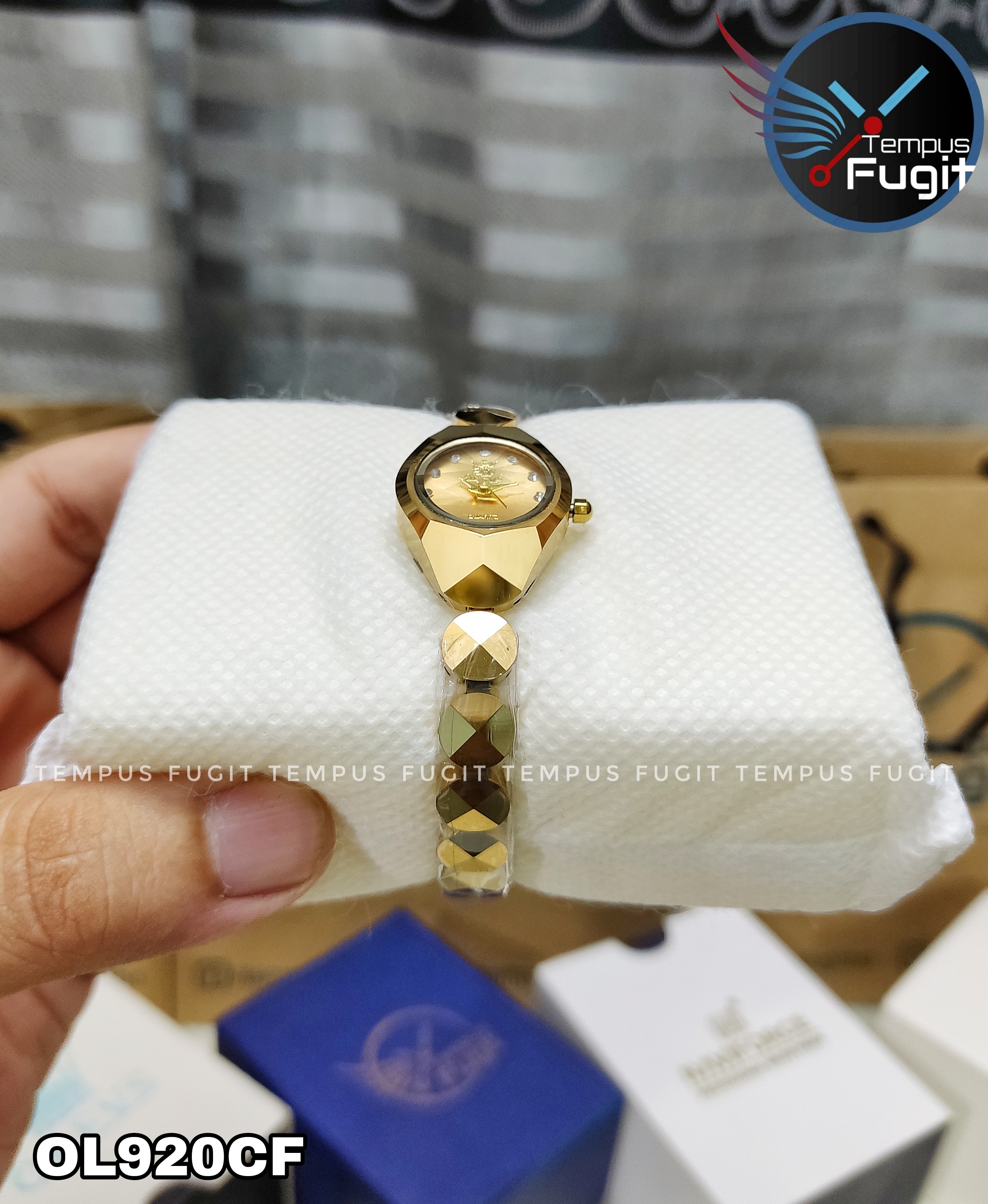 OLEVS 7007 Ladies Chain Watch- Golden Dial- Golden Bezel- Golden Chain- TF Code OL920CF_img_14