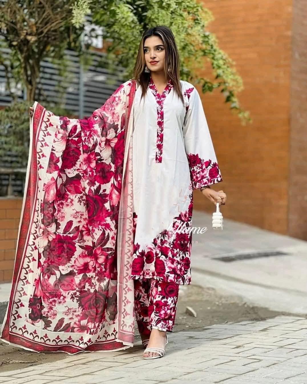 Floral Pakistani inspired 3pcs - Image 1