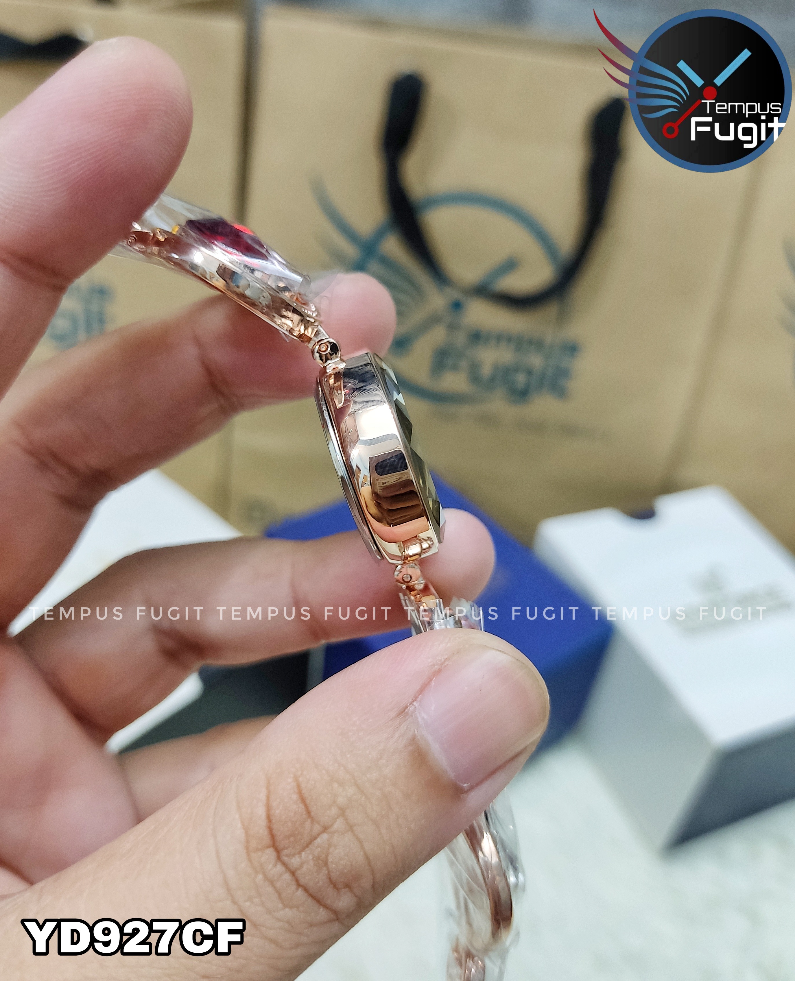 YINDINI 5216 Ladies Chain Watch- Blue Dial- Rose Golden Bezel- Rose Golden Chain with Stones- TF Code YD927CF_img_4