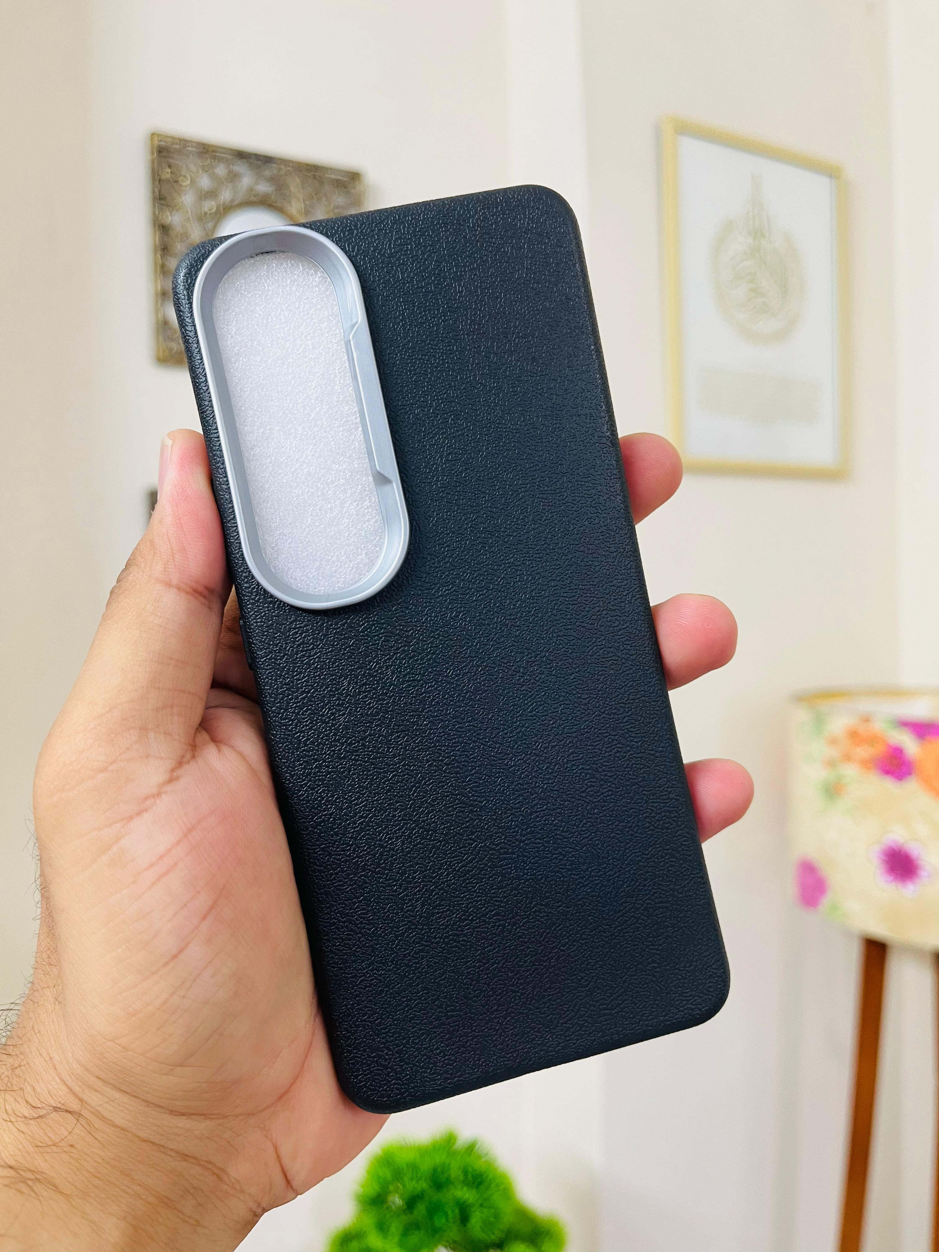 Vivo V50 Lite Back cover Rough Cross Patterned Magnetic Soft Silicone Leather For Vivo V50 Lite 5G case_img_6