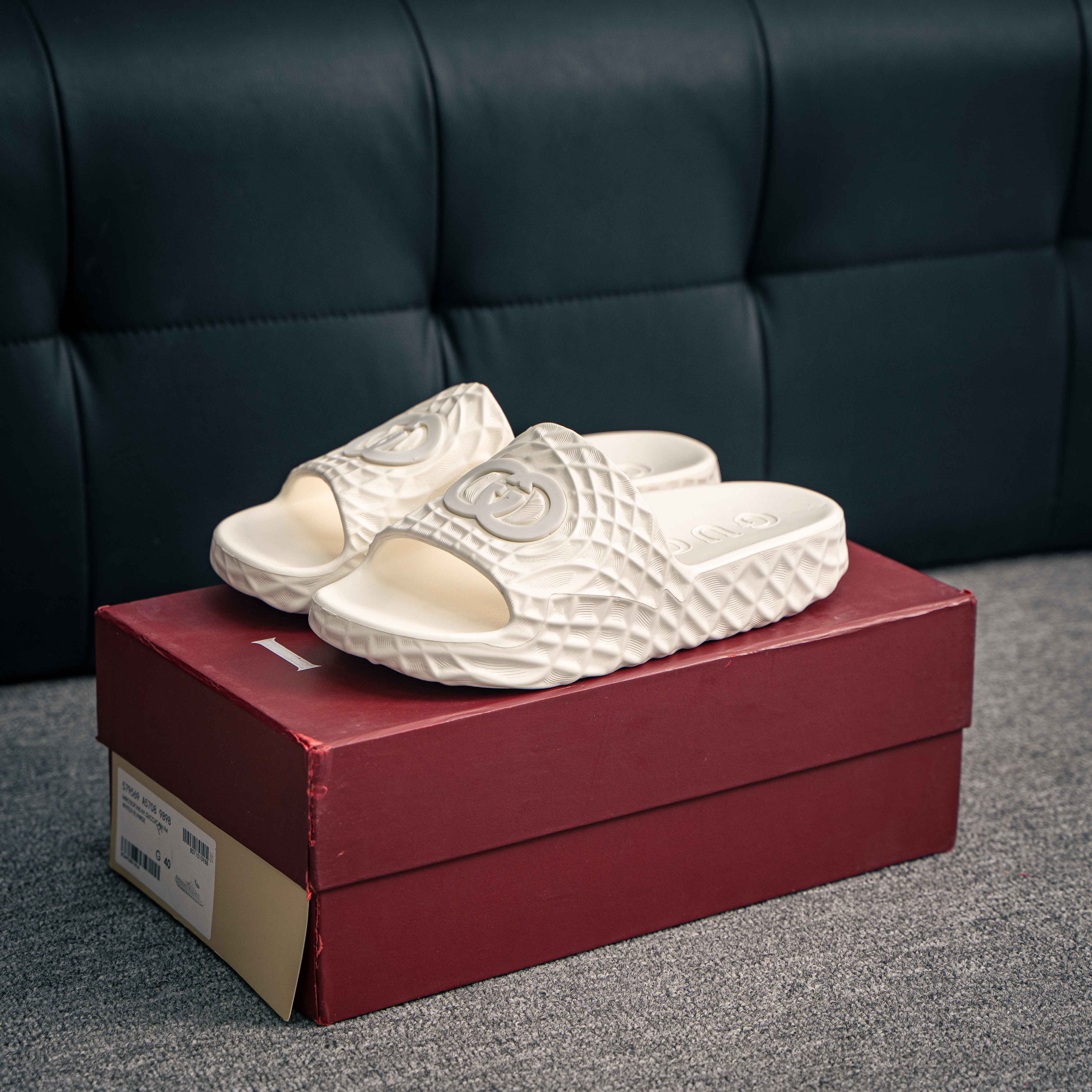 Gucci slide sandals (1:1)_img_3