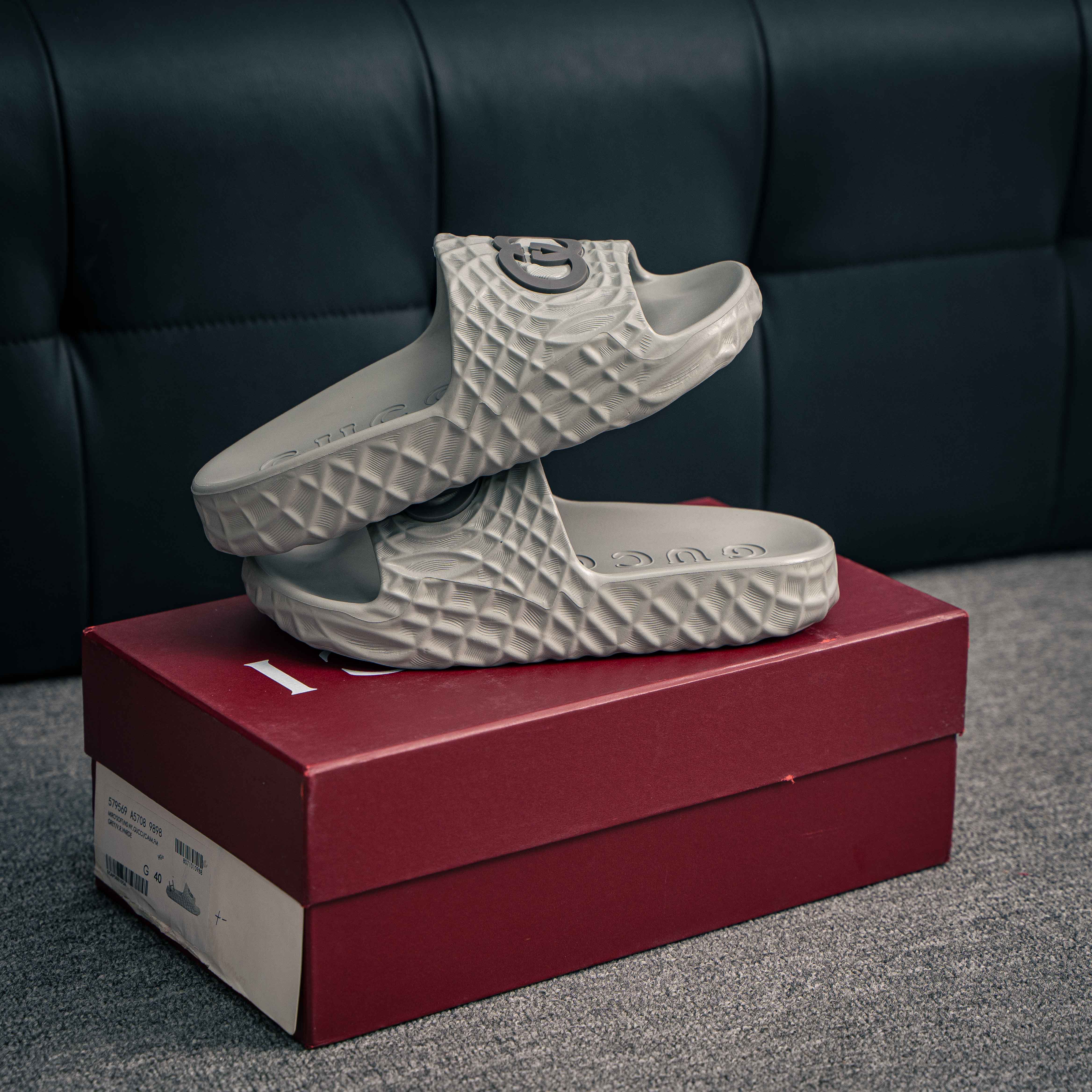 Gucci slide sandals (1:1)_img_1