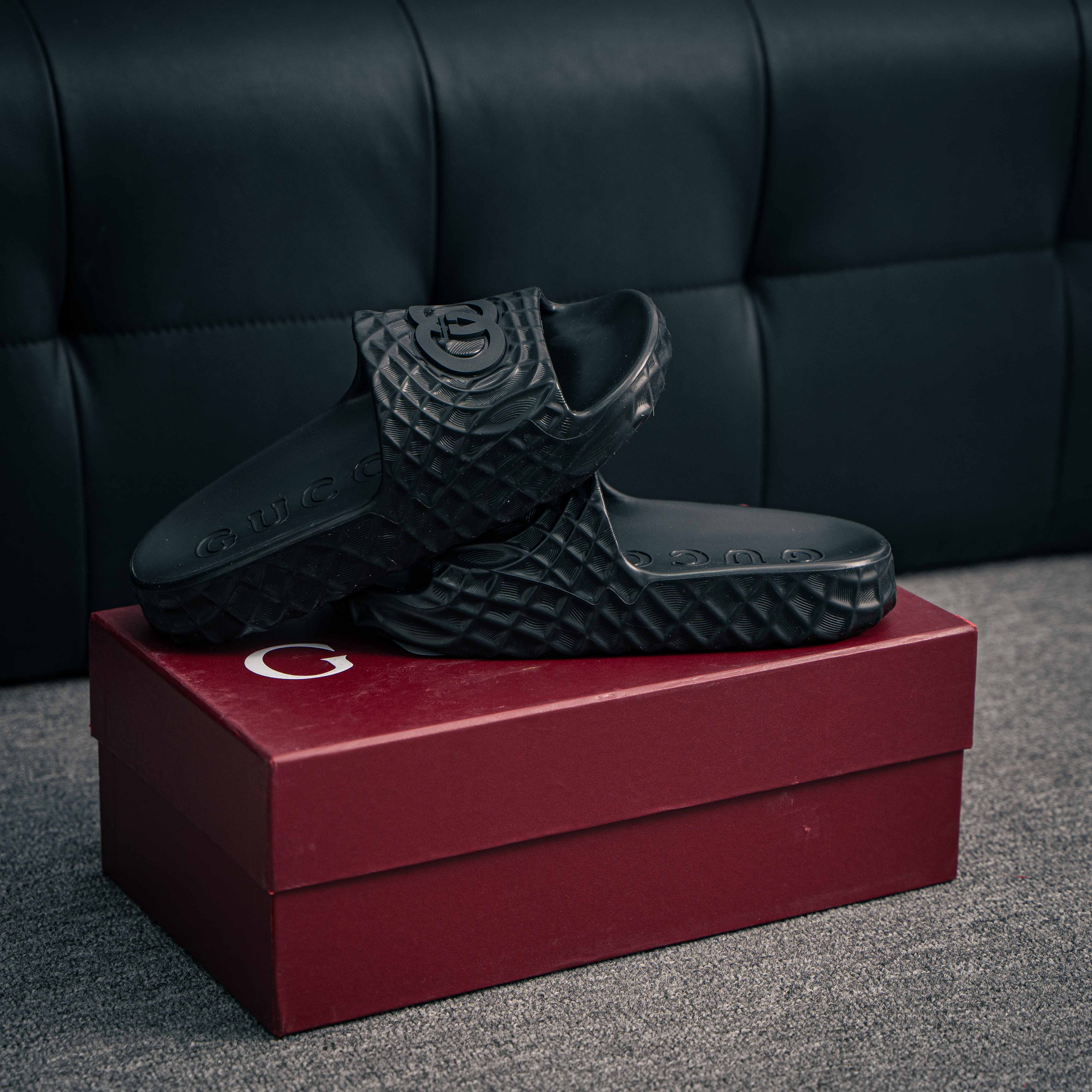 Gucci slide sandals (1:1)_img_1