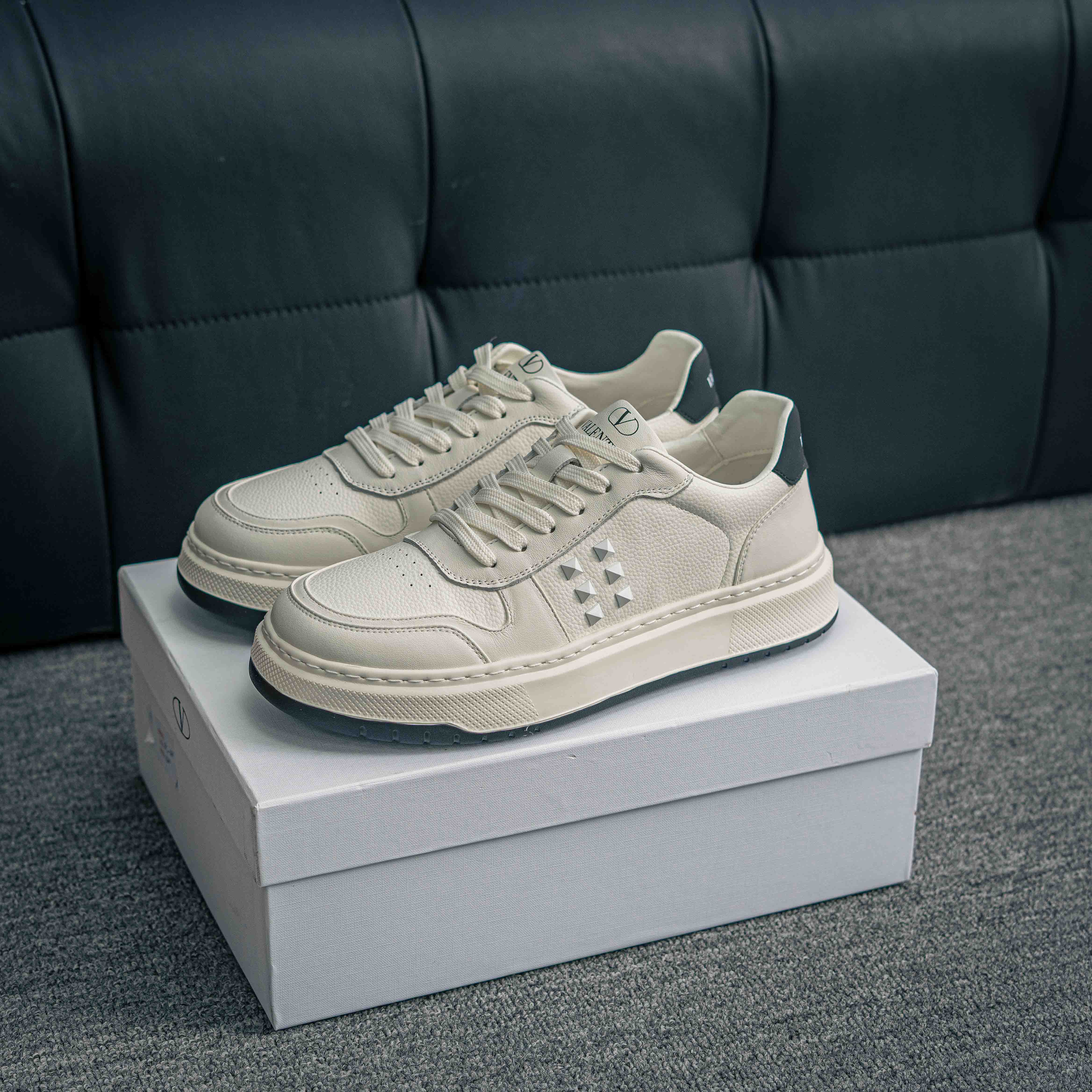 Valentino Garavani Rockstud Untitled sneakers (1:1)_img_3