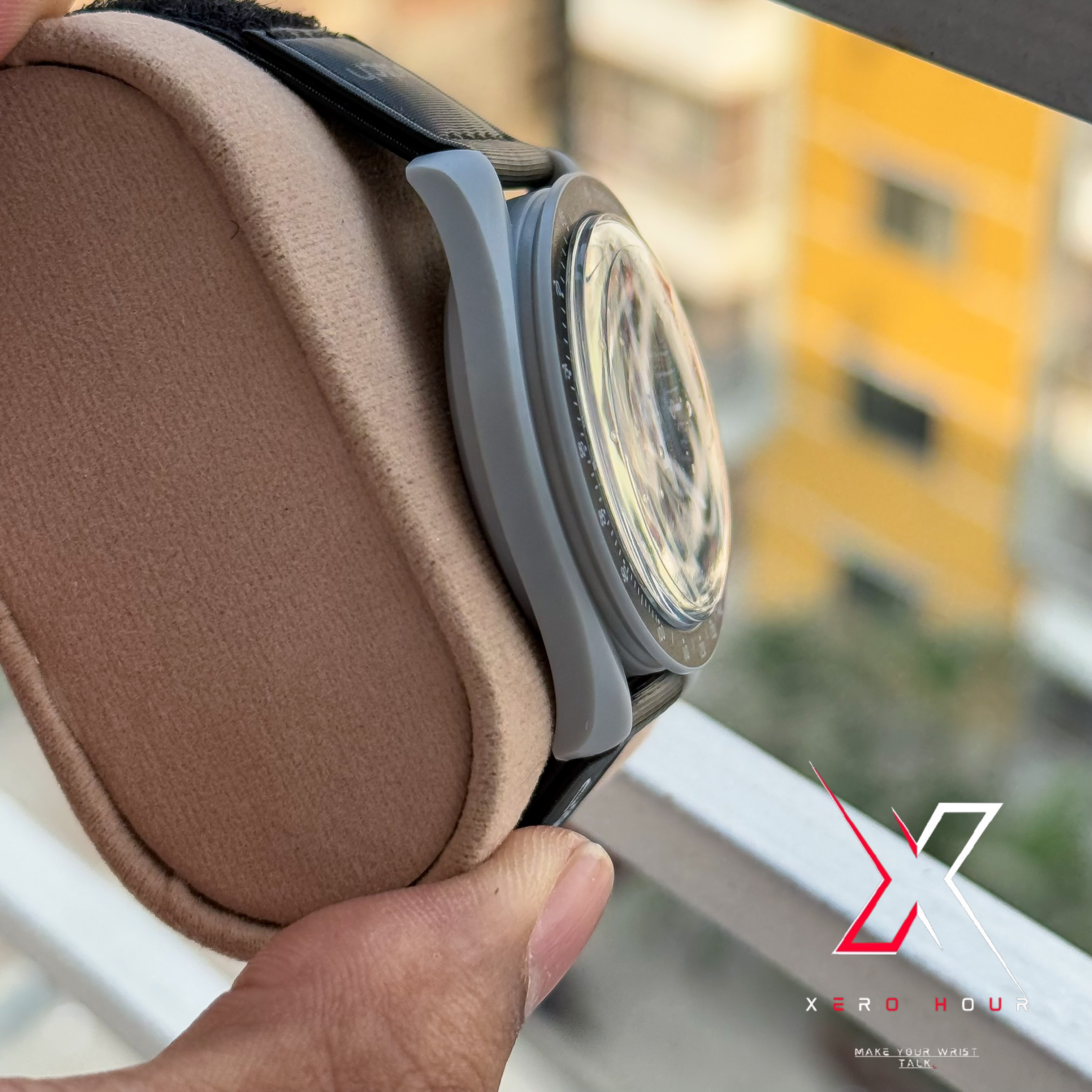 Omega Moons watch | Chronograph | Mission to the mood | Black grey body_img_3