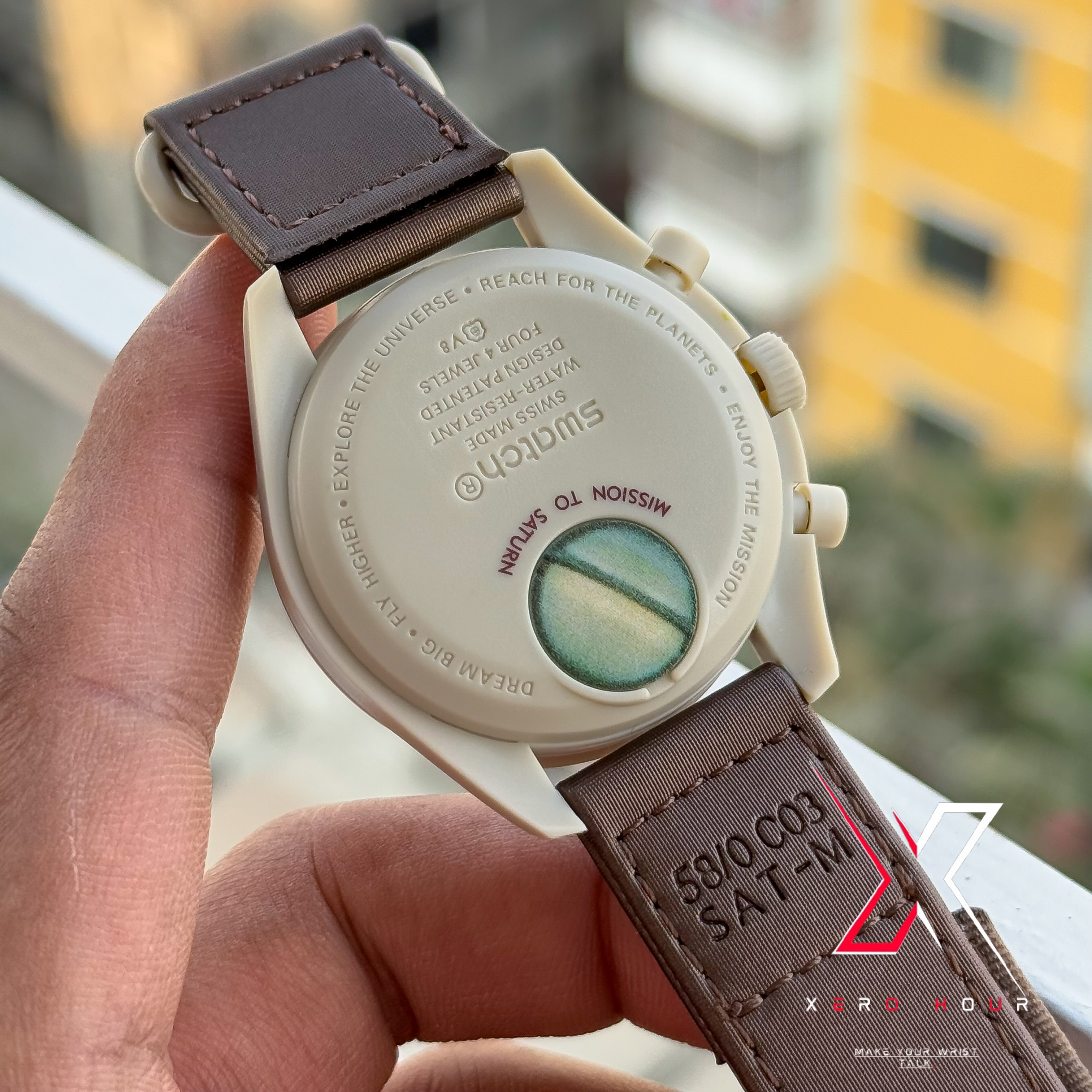 Omega MoonsWatch | Chronograph | Mission to Saturn | Dark Chrolocate cream_img_1