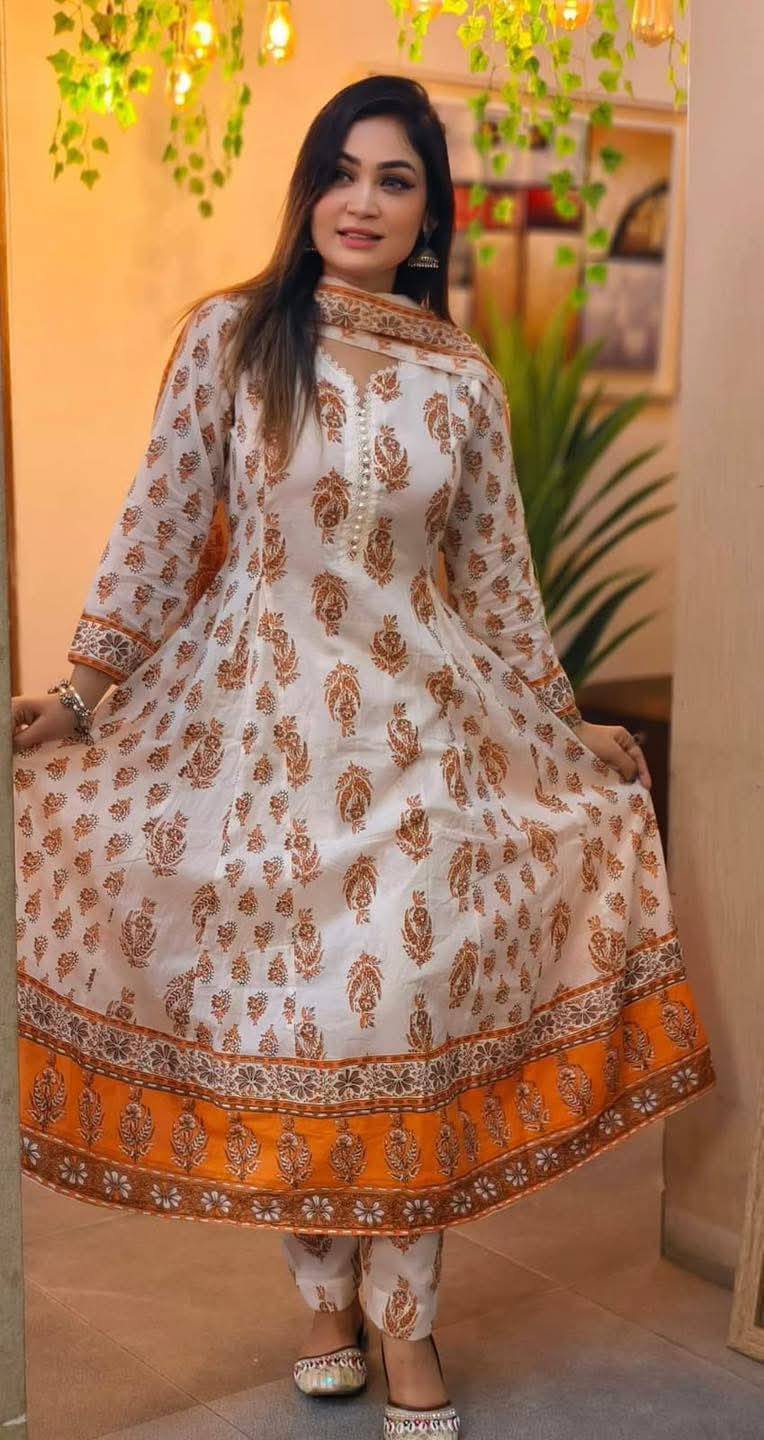 Cotton Gown Three Piece (Copy) - Image 9