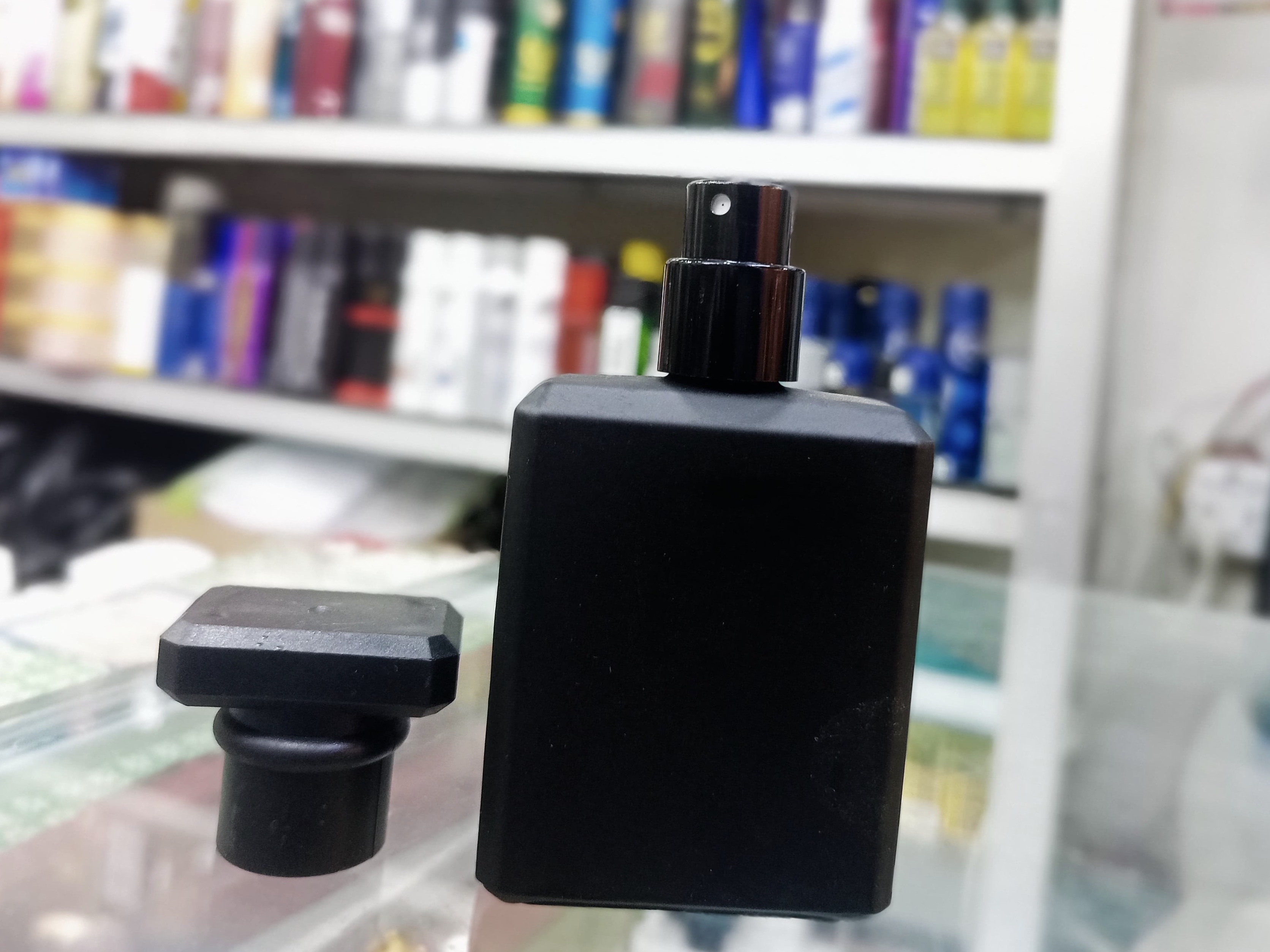 Empty Perfume Atomizer Refillable Matte Black Square Glass Spray 30ml Bottle  1 pcs_img_2