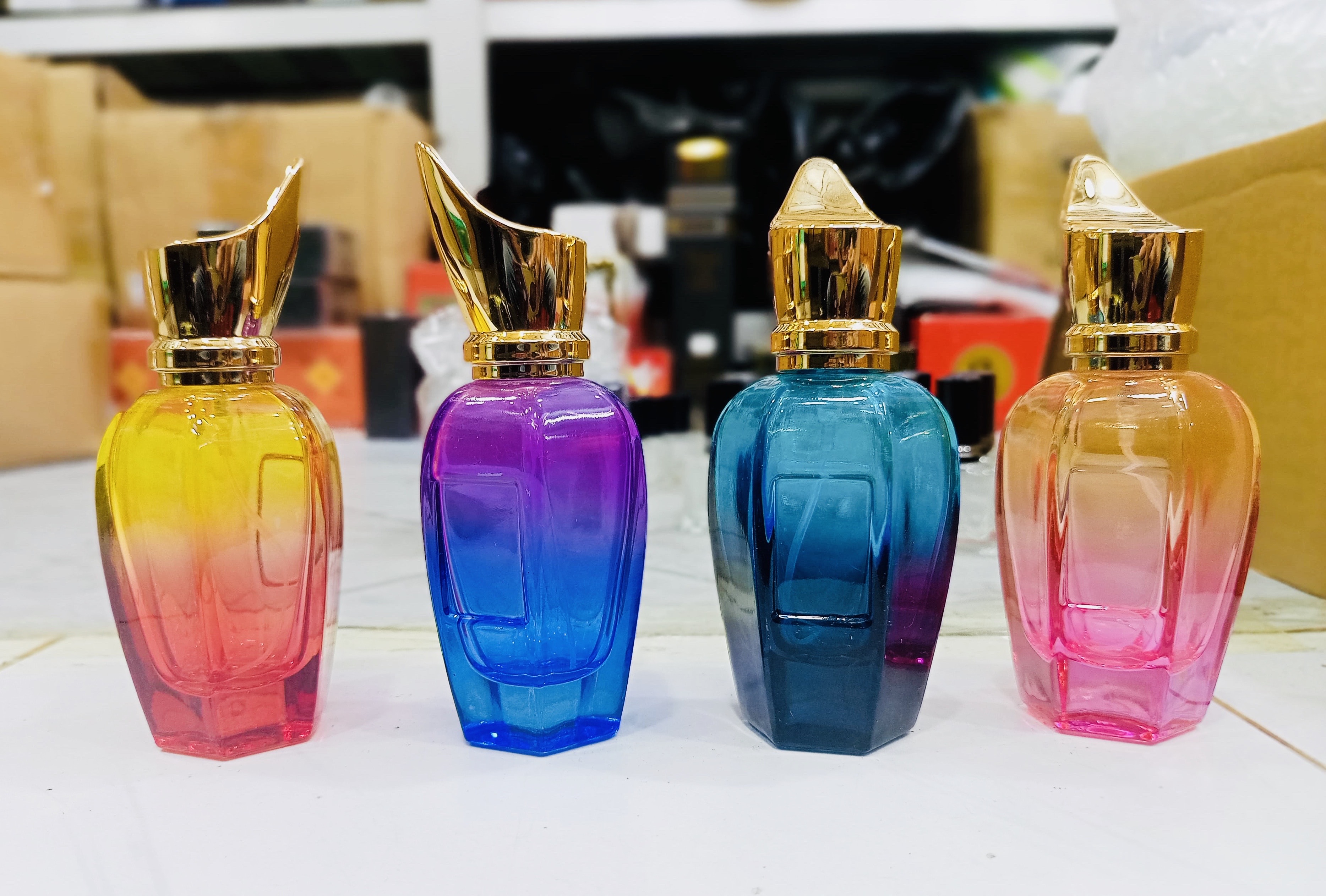Empty 50ml Perfume Atomizer Refillable Spray Bottle xerjoff Shape colorful Glass 1 pcs Random color_img_4