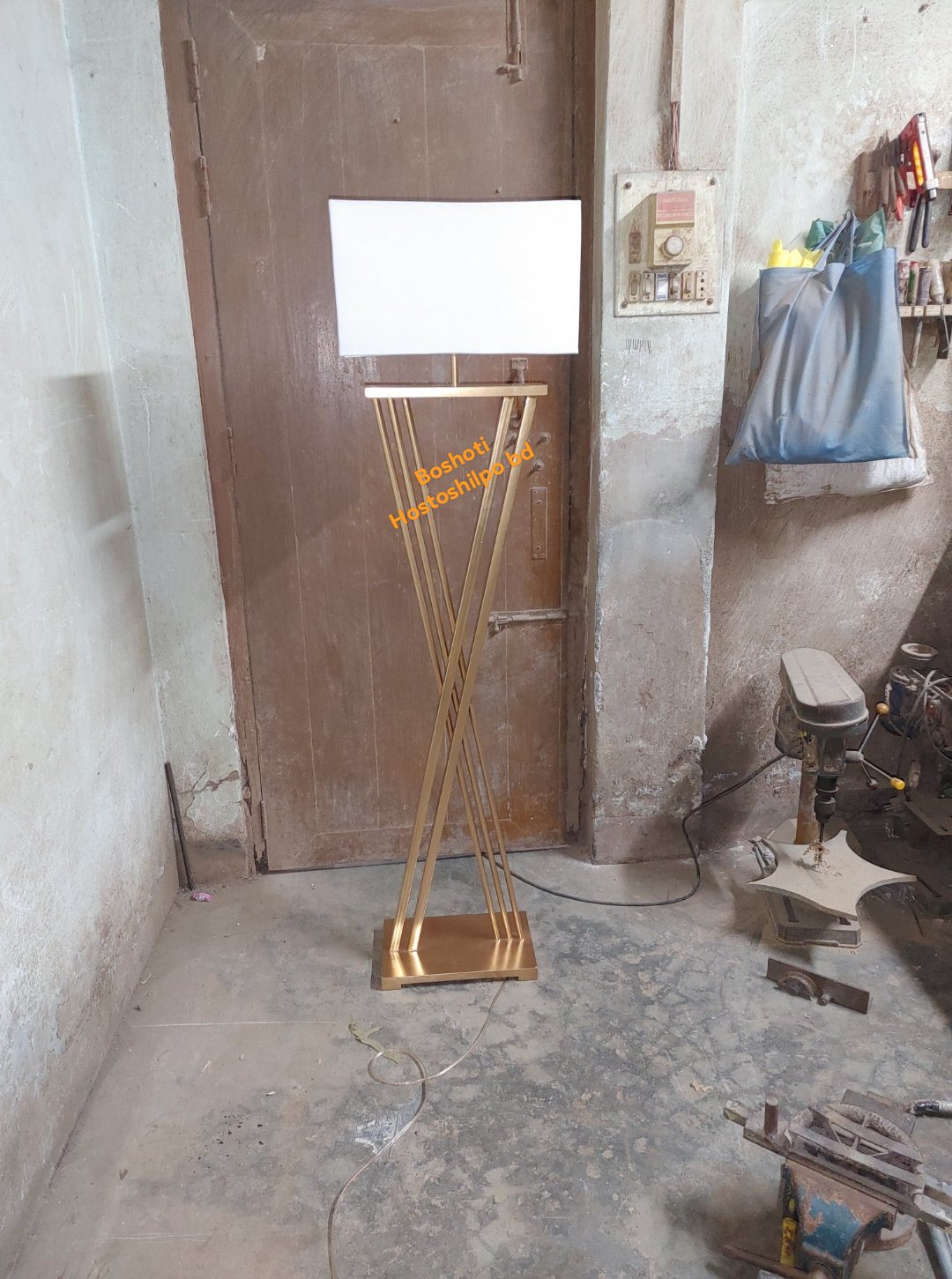 Corner stand lamp_img_5