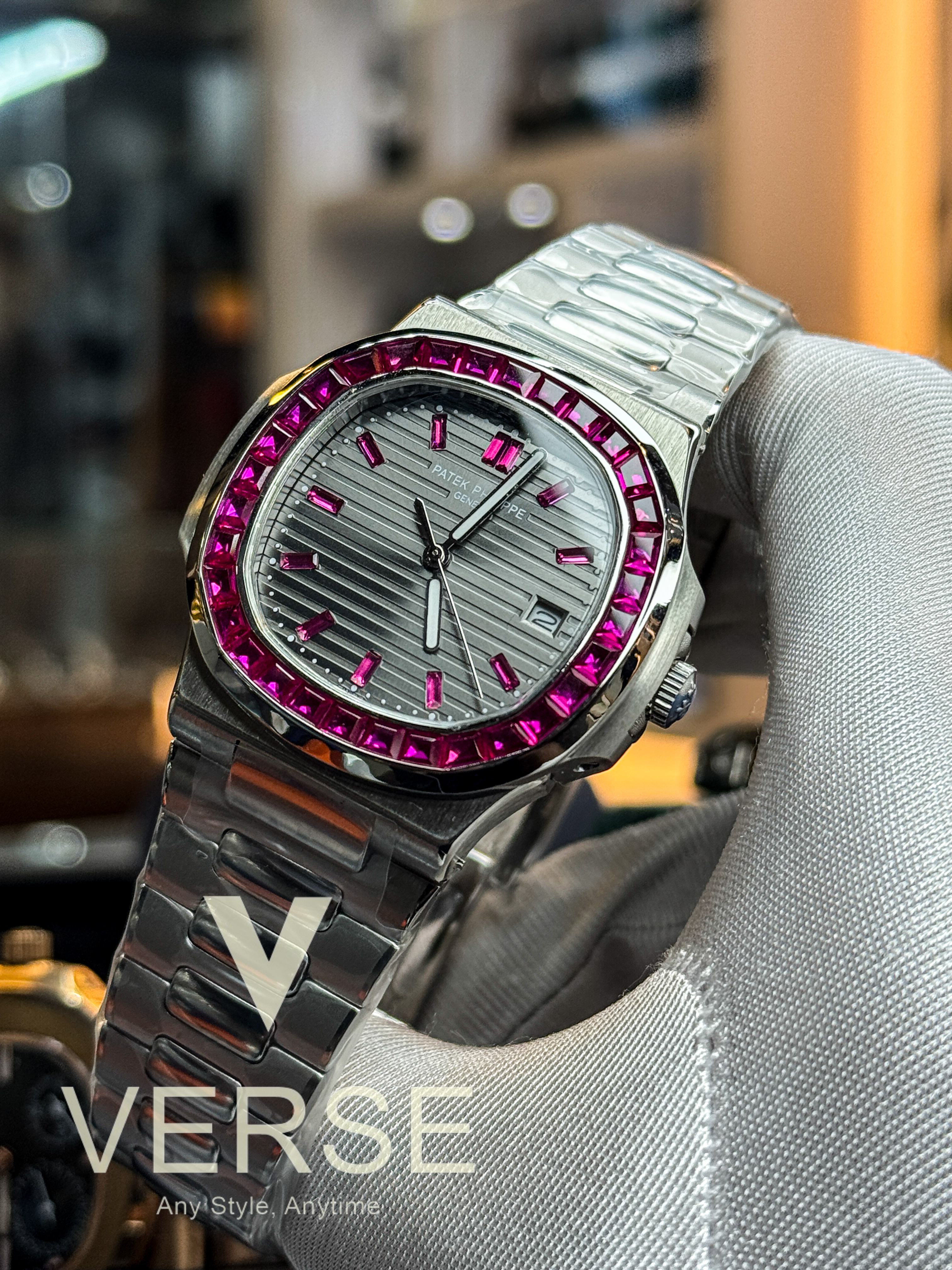 Patek Phlippe Nautilus Pink stone Master