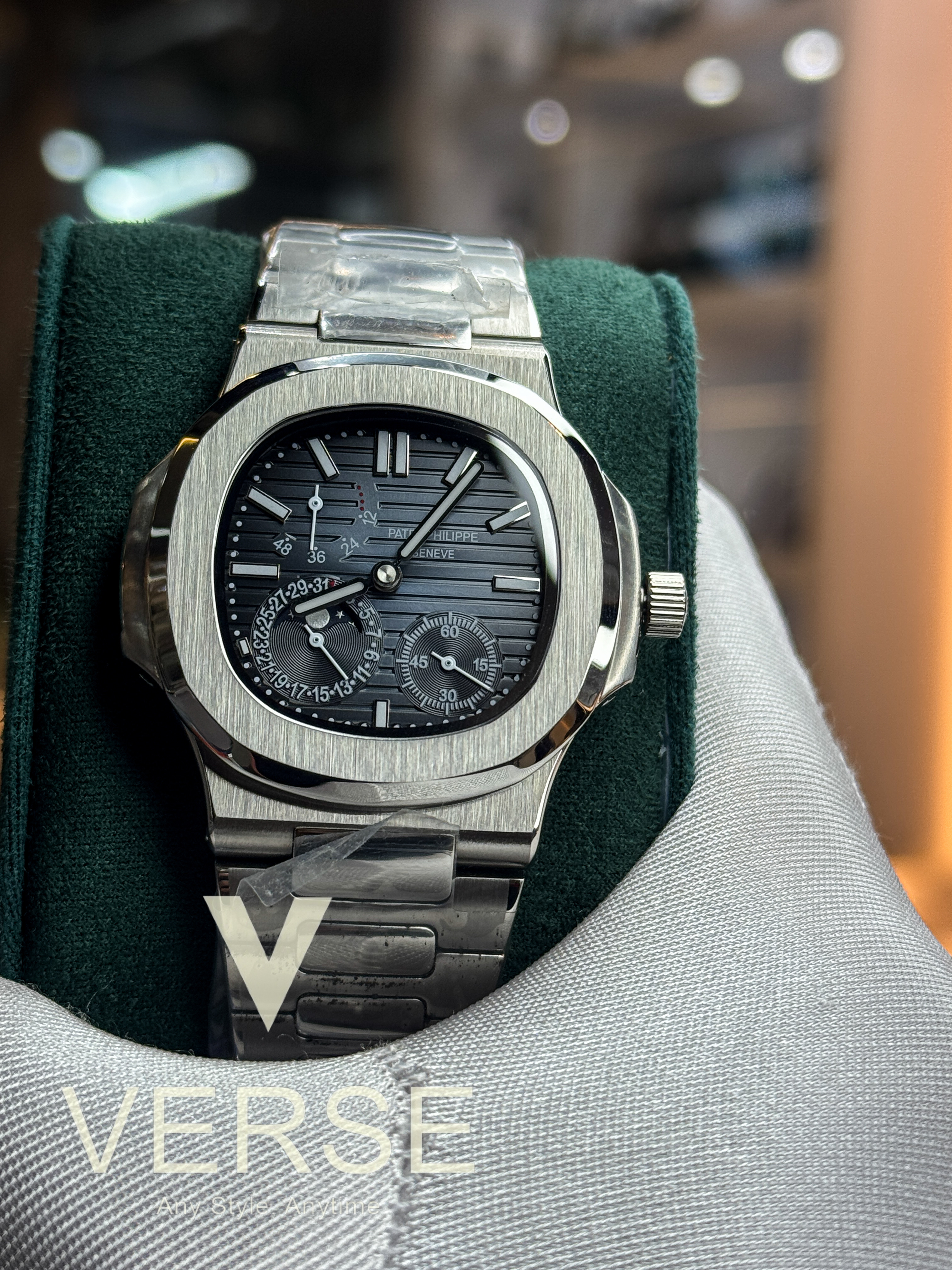 Patek Phlippe Nautilus Moonohase Calendar Graphite dial  Master
