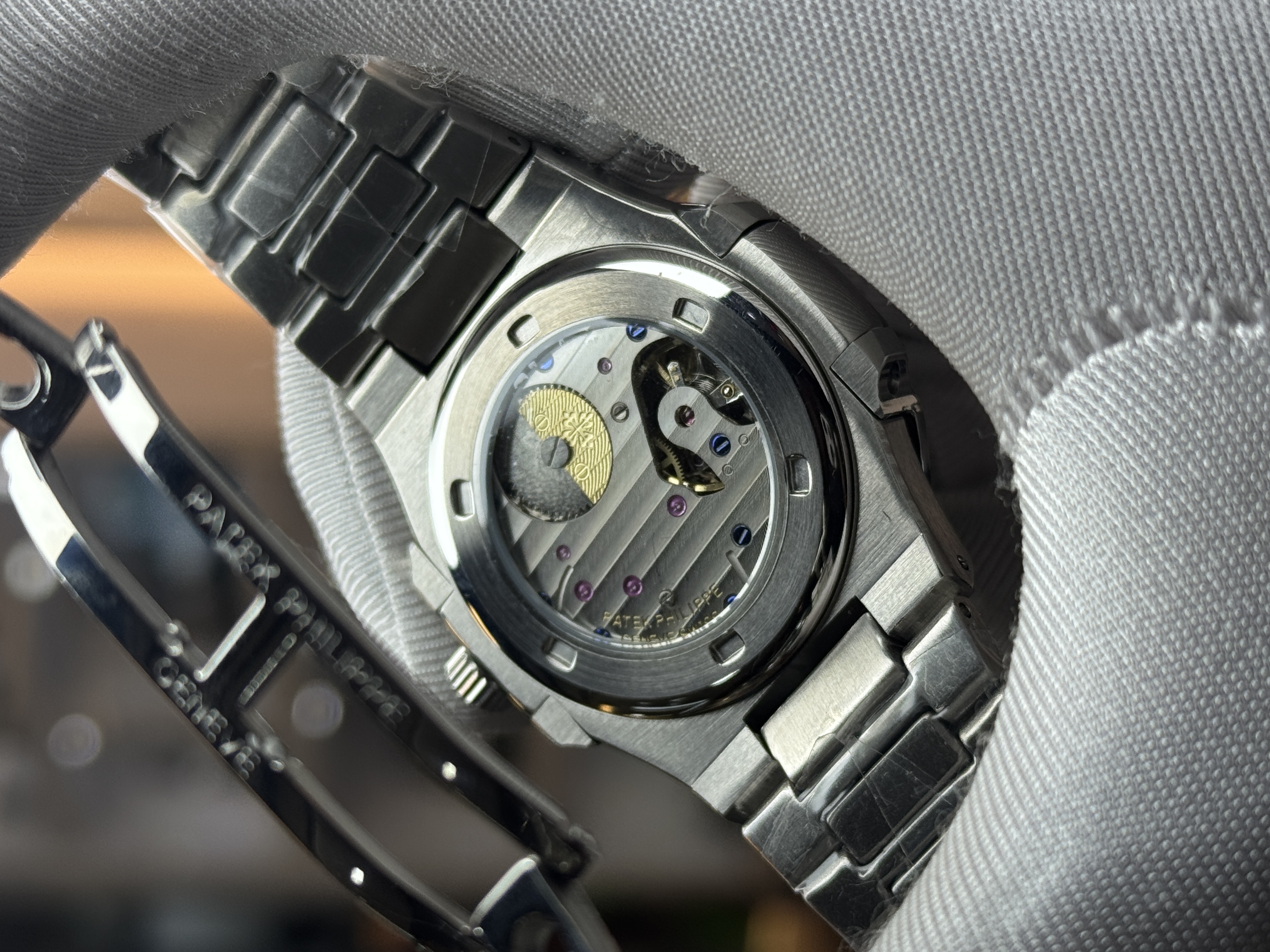 Patek Phlippe Nautilus Moonohase Calendar Graphite dial  Master_img_2