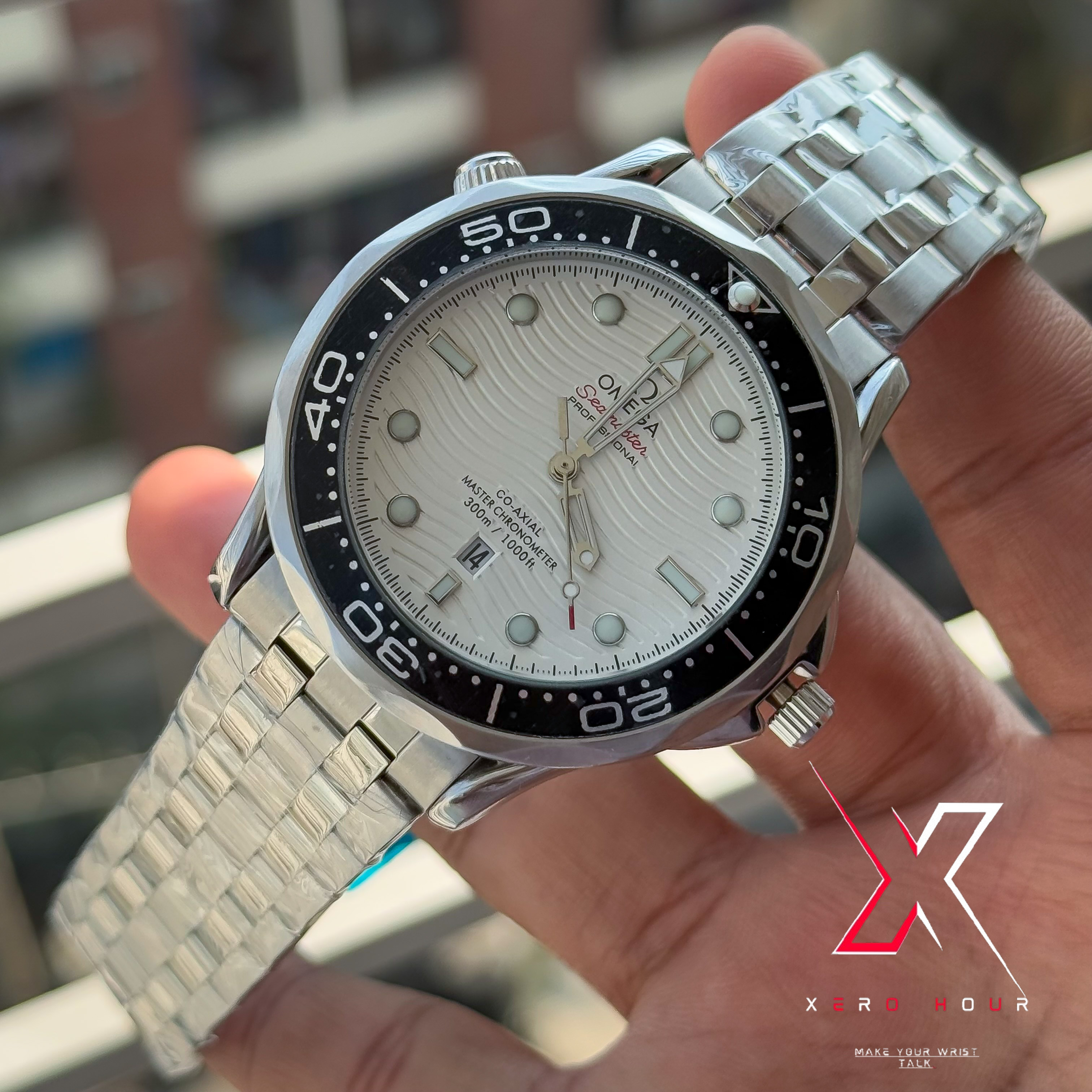 Omega Seamaster | Date just | Black bezel white dial | AA Grade_img_2