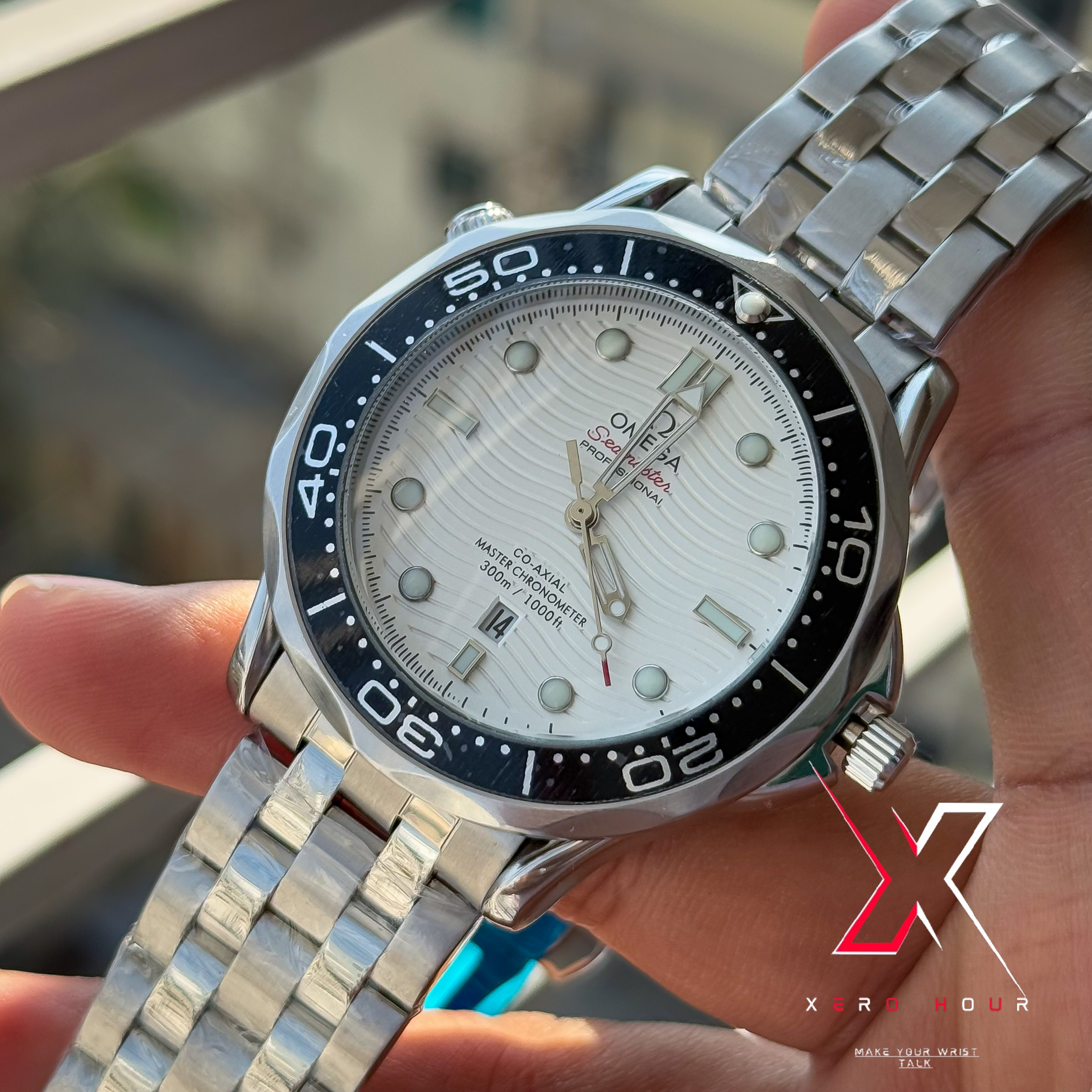 Omega Seamaster | Date just | Black bezel white dial | AA Grade_img_3