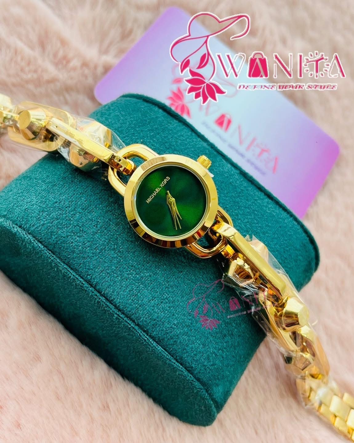 Michael Kors Bottle Green Dial CrisCross Chain Watch(AA Grade)
