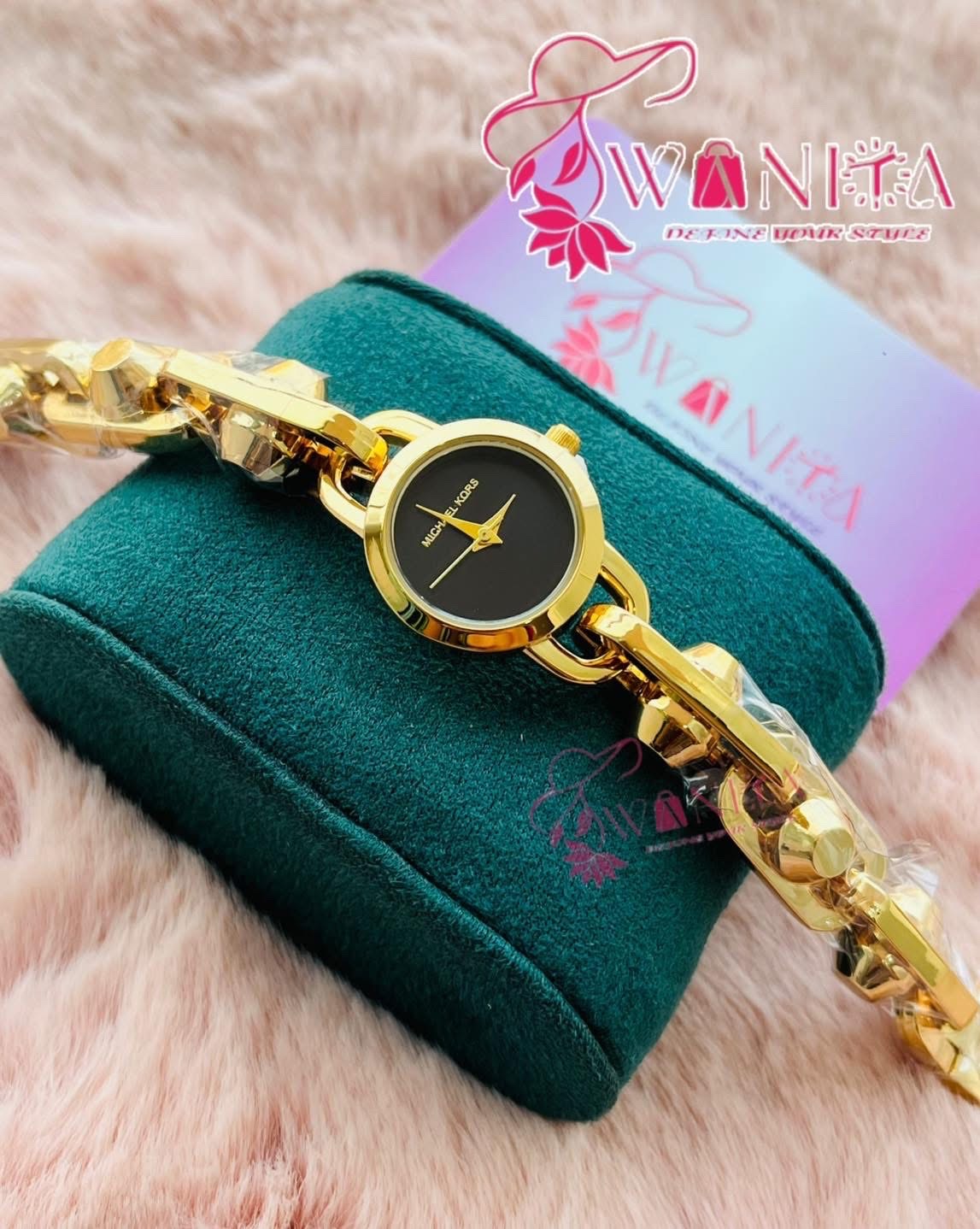 Michael Kors Black Dial CrissCross Chain Watch(AA Grade)