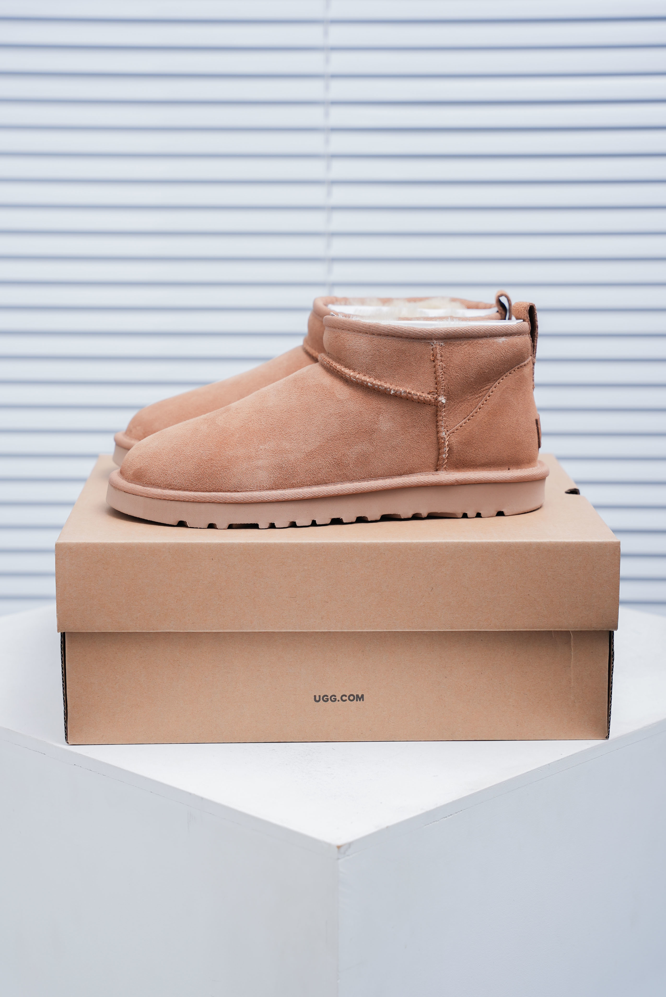 UGG Classic Ultra Mini Boot (1:1)_img_4