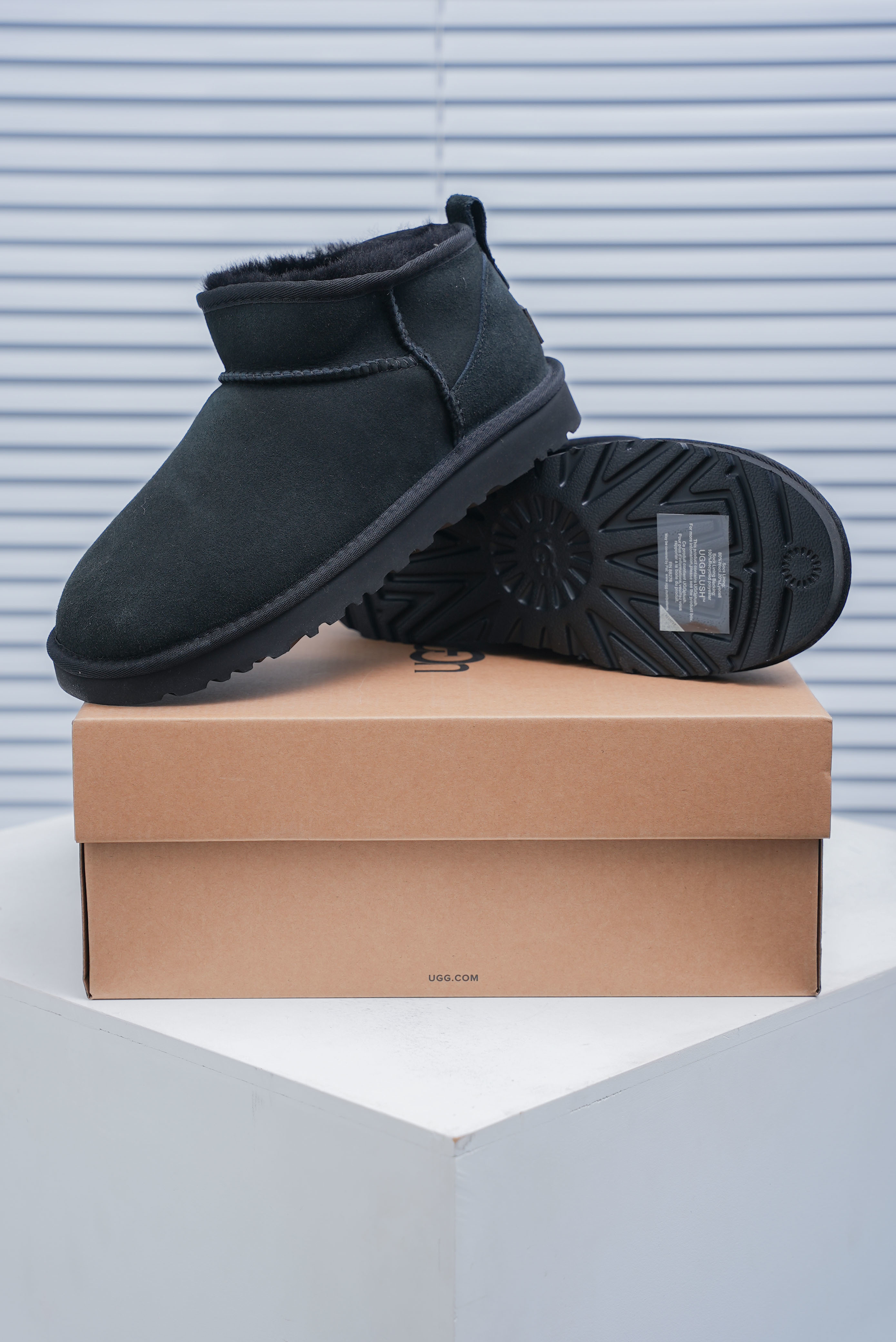 UGG Classic Ultra Mini Boot (1:1)_img_1