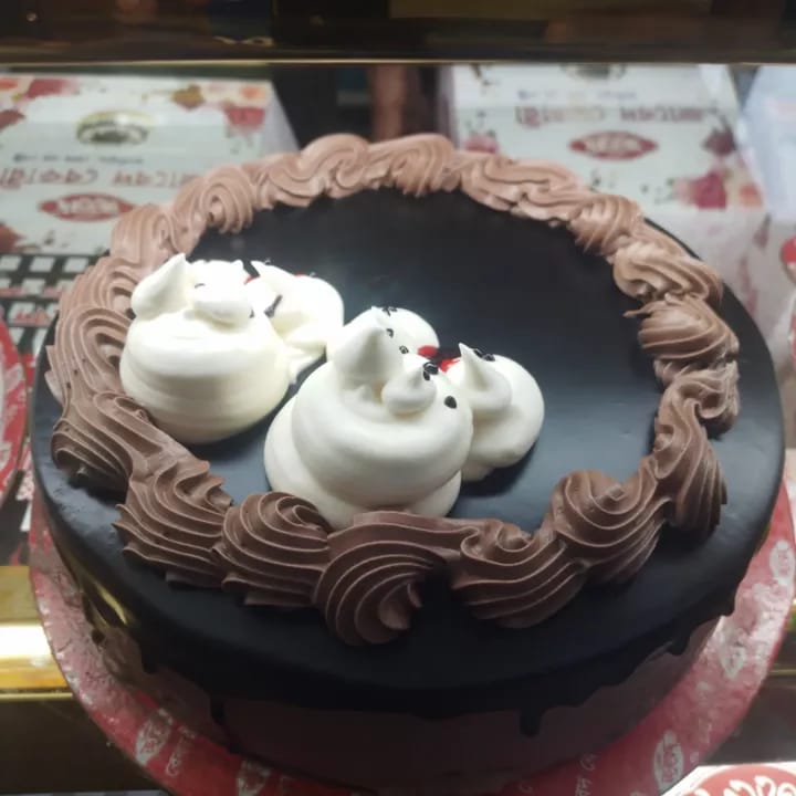 বার্থডে কেক 2 পাউন্ড