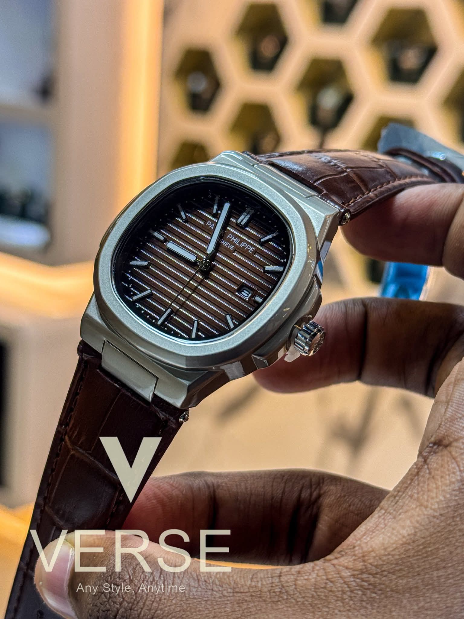 Patek Nautilus dial brown belt brown dial sweep