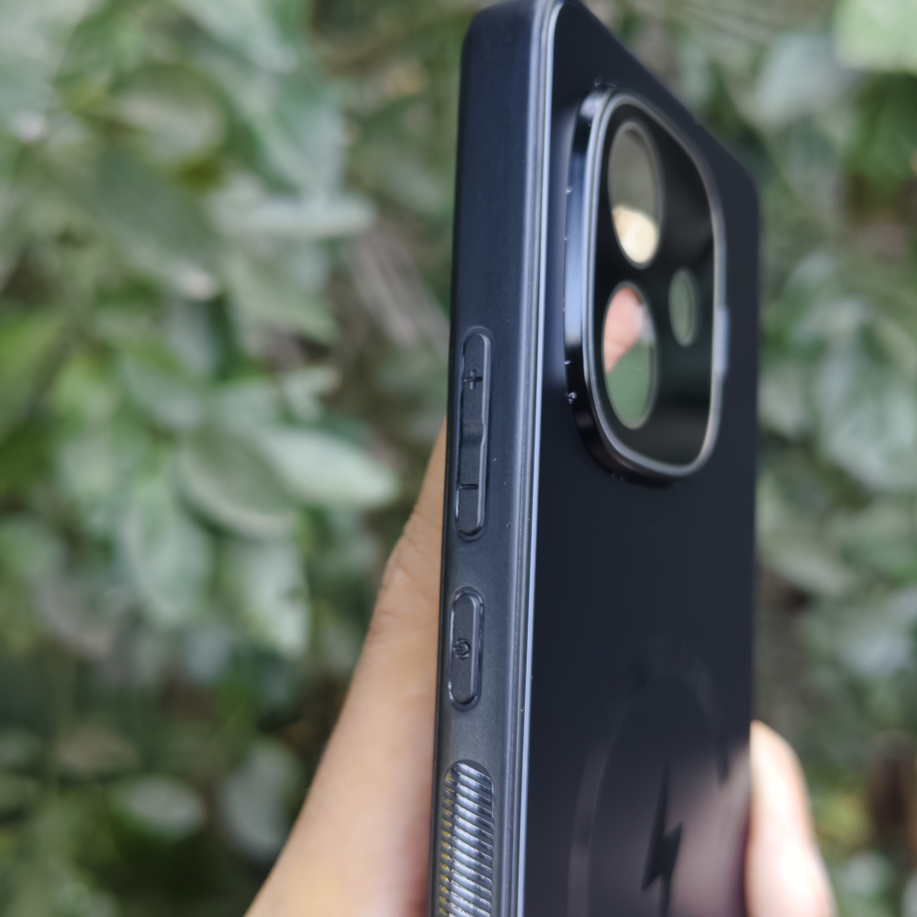 iQOO Z9Turbo AG dazzling lightning magnetic Anti-drop Protective Cover_img_1