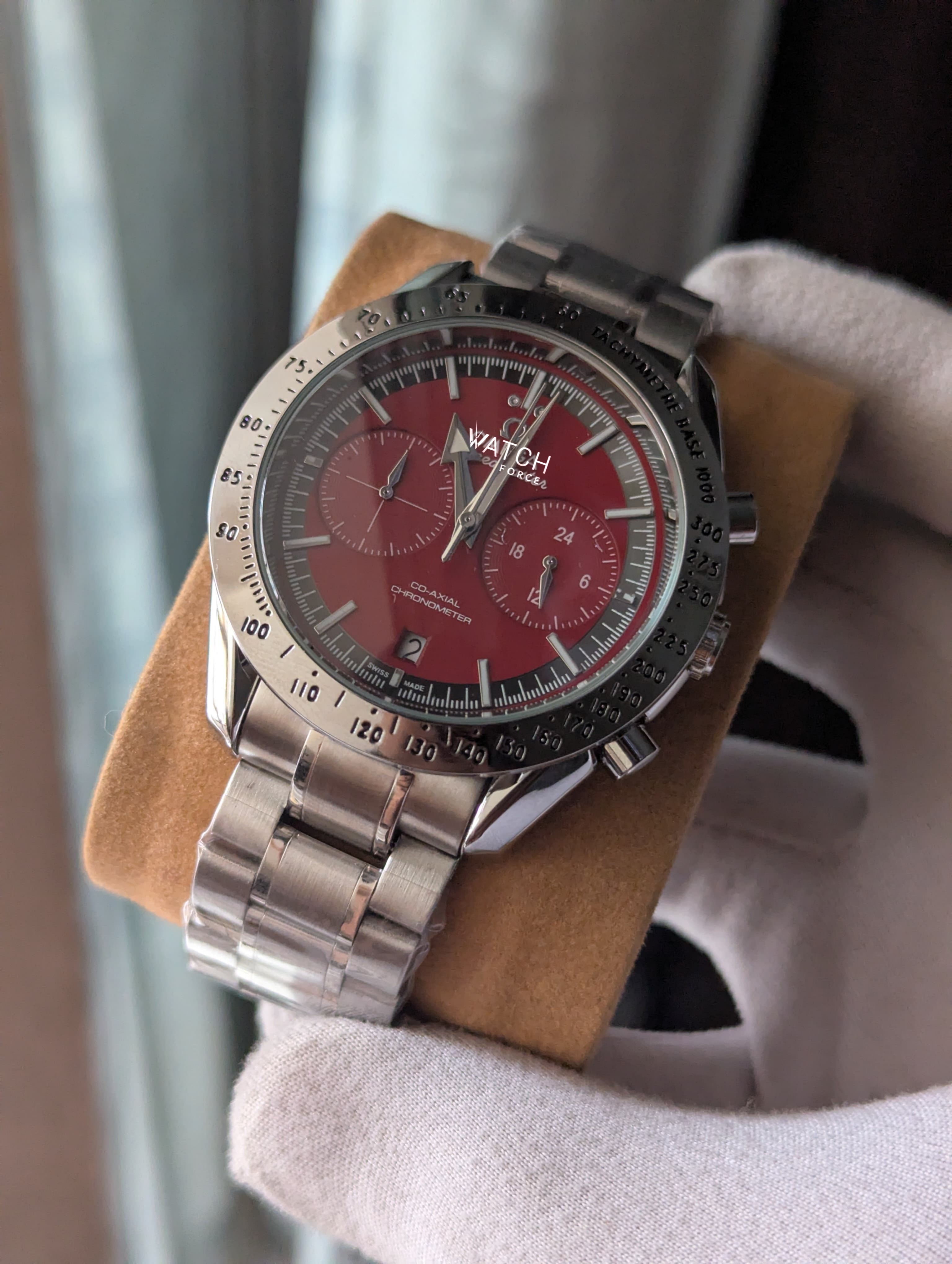Omega Chronograph Watch Red Face_img_1