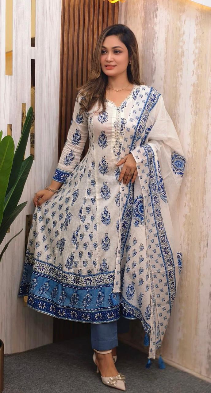 Most Exclusive Demanding Collection Cotton Gown 3 piece_img_9