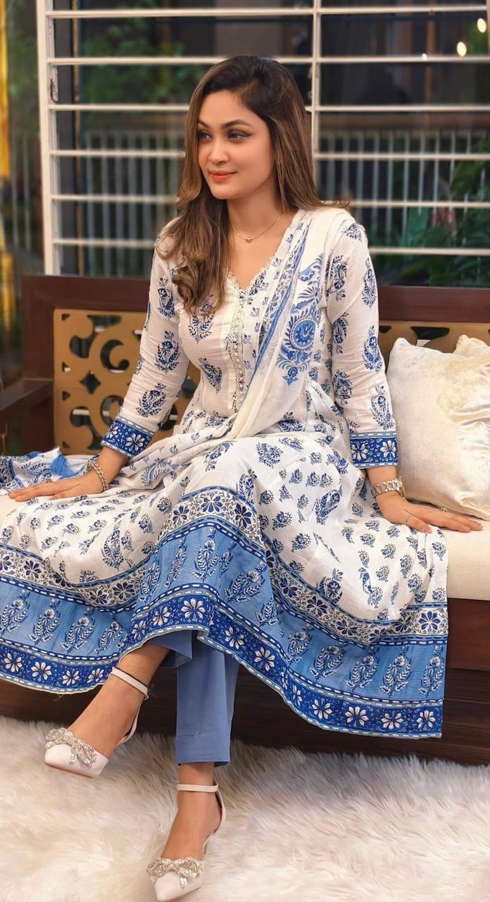 Most Exclusive Demanding Collection Cotton Gown 3 piece_img_10