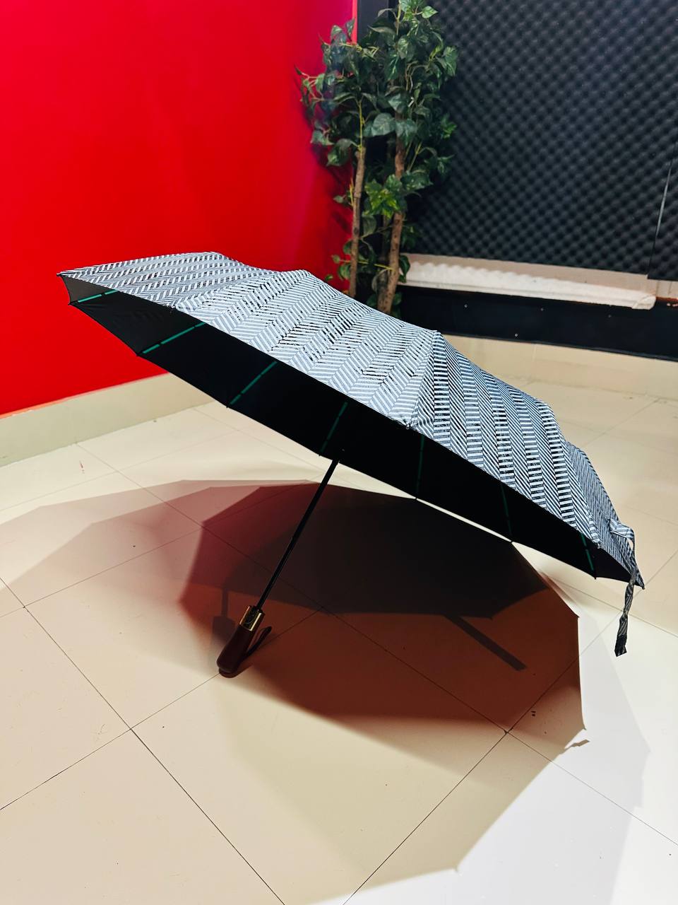 Premium 12-Ribs Automatic Open/Close Wood Handle Umbrella_img_6