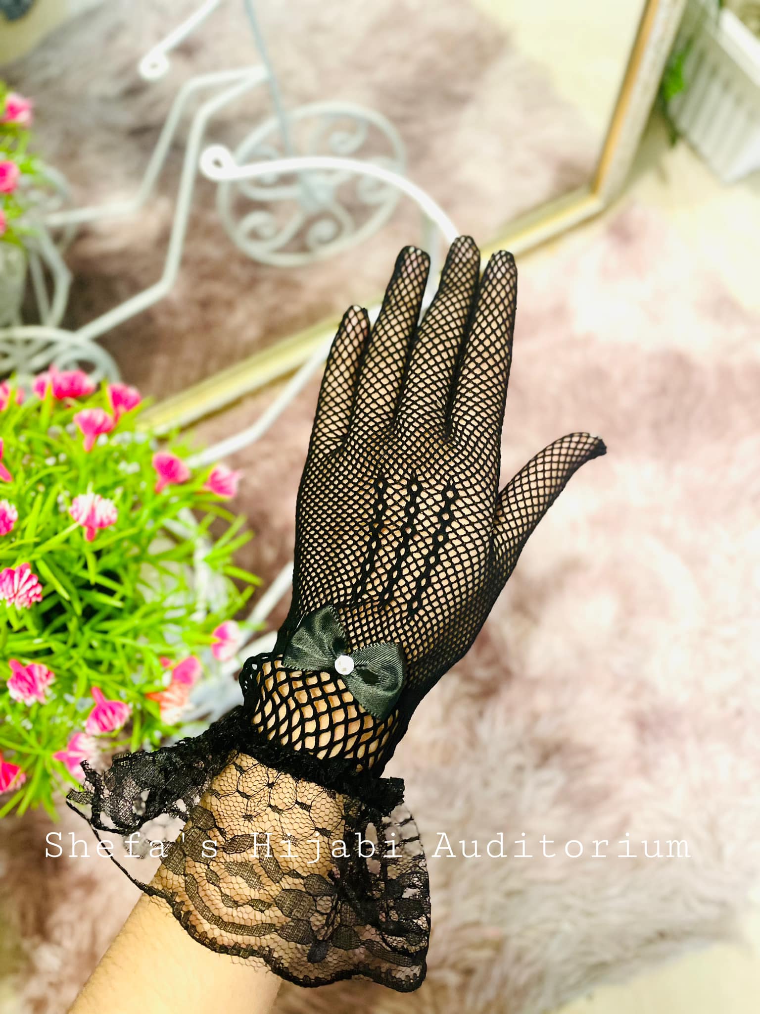 Net Hand Shokes_img_0